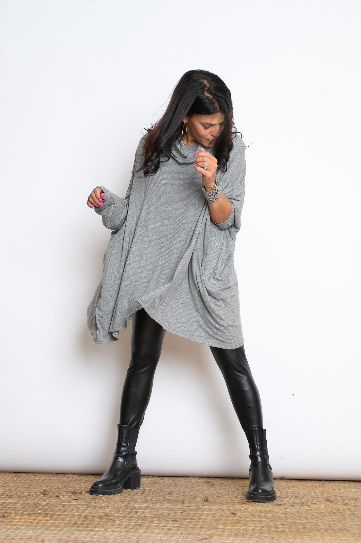 K SHIRT   גולף אפור אוברסייז image 4