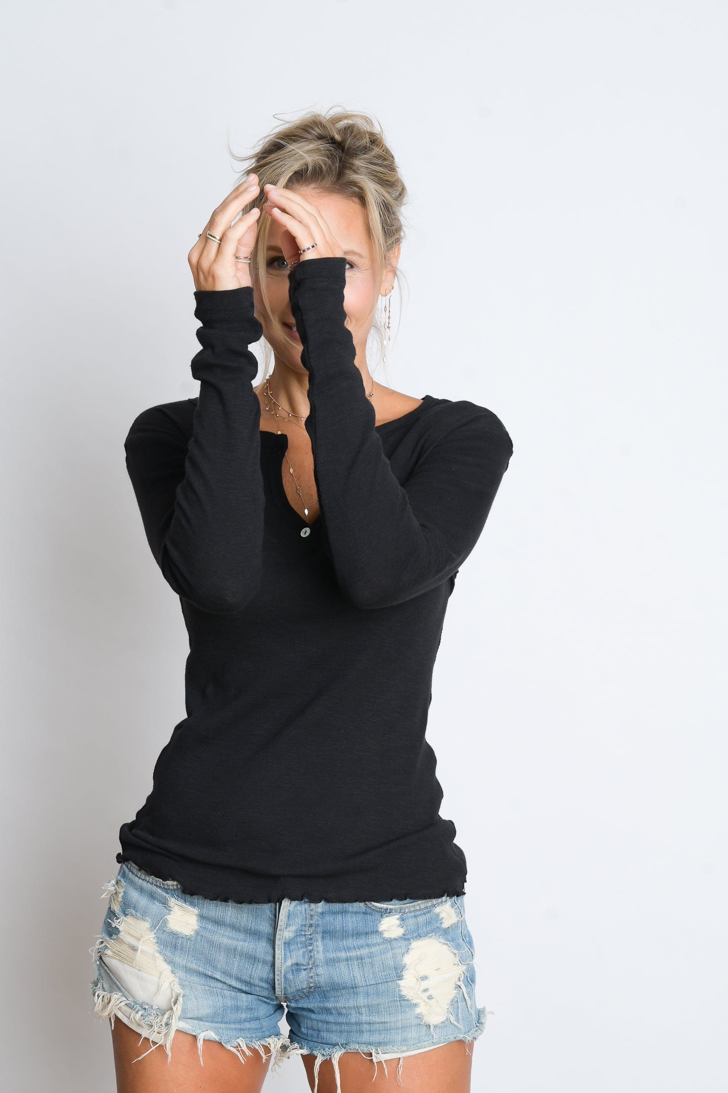 G SHIRT חולצת כפתורים שחורה image 5