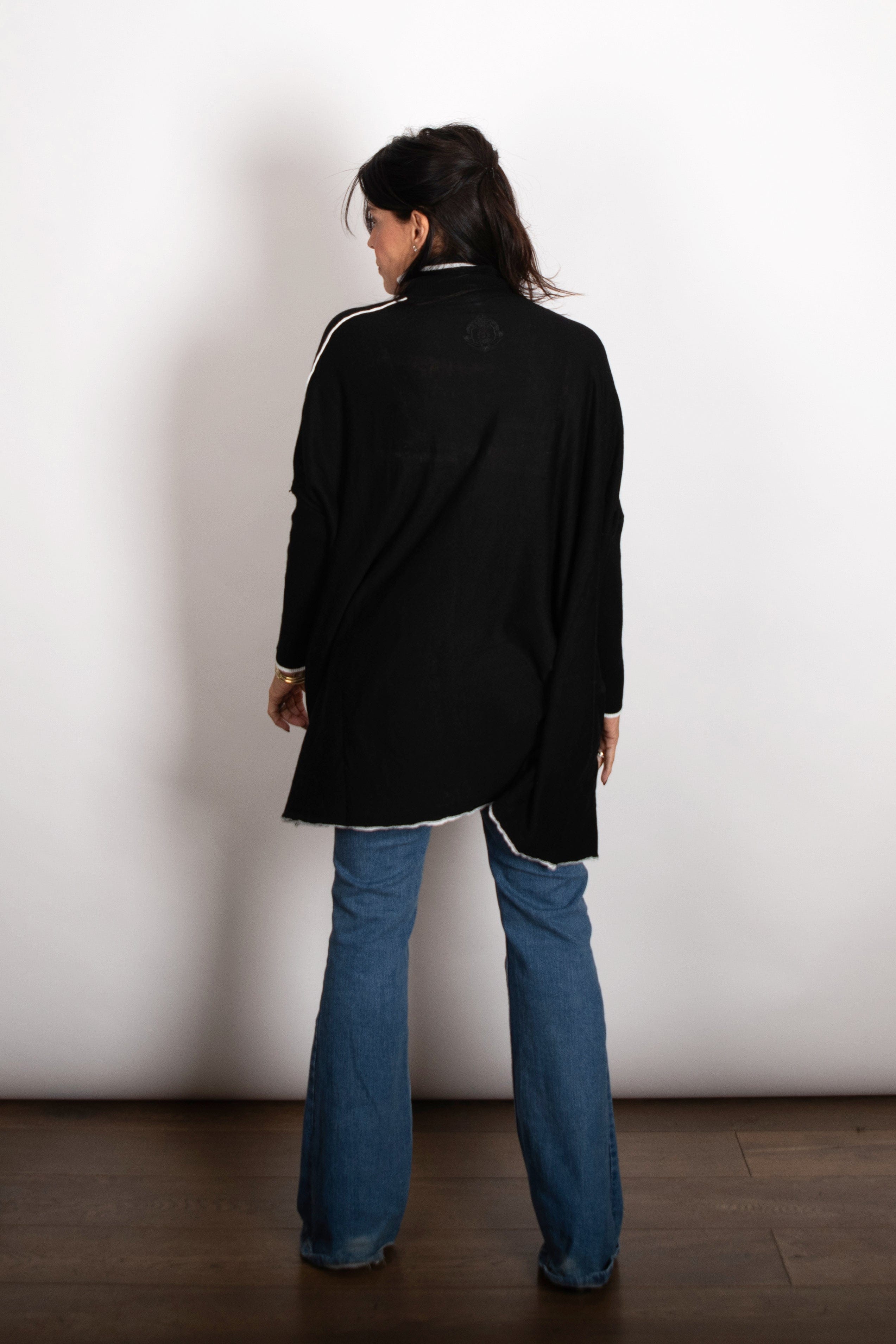 CHER סריג גולף אוברסייז שחור image 8