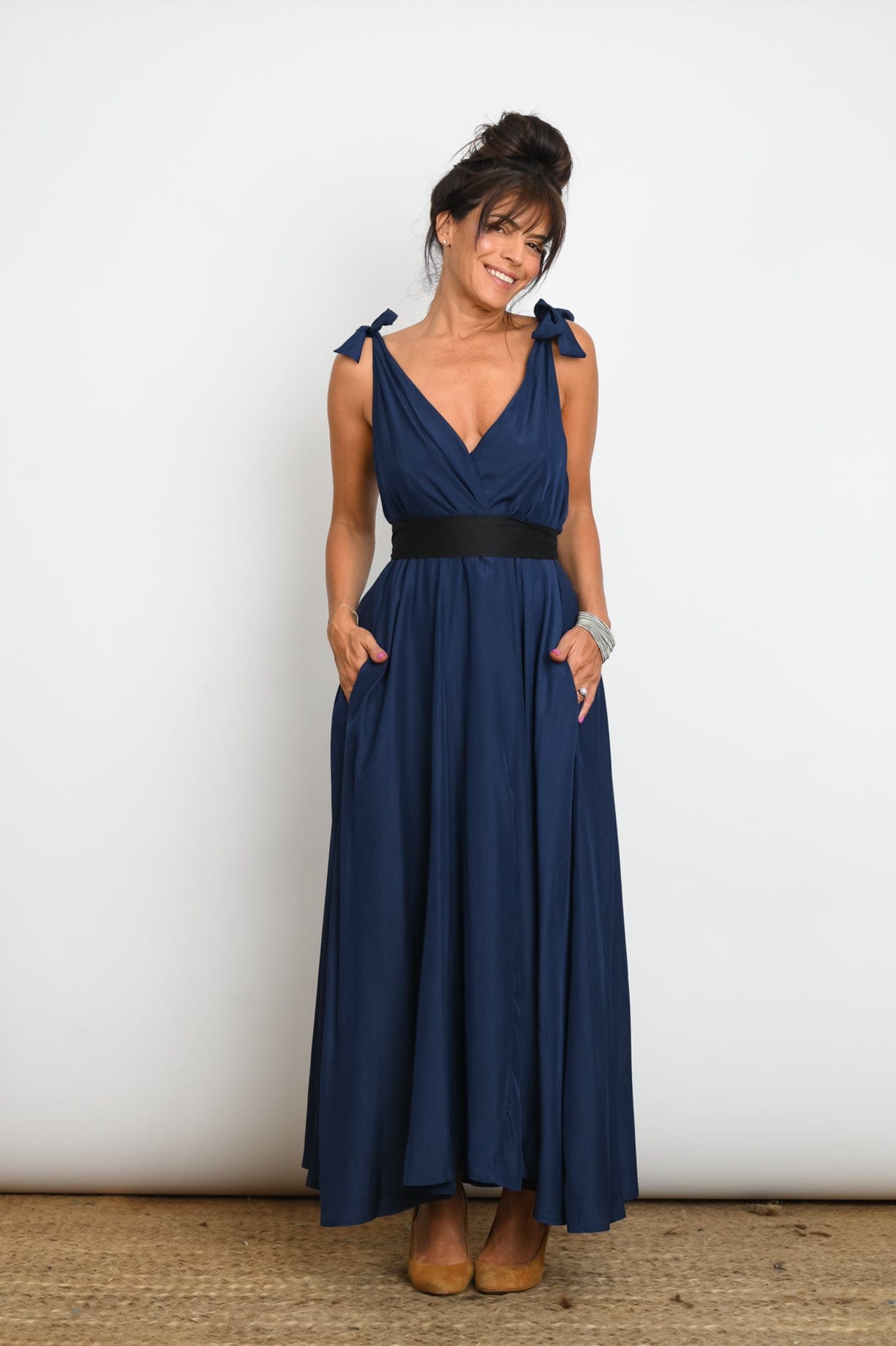 FLY  שמלה כחולה כתפיות קשירה image 12