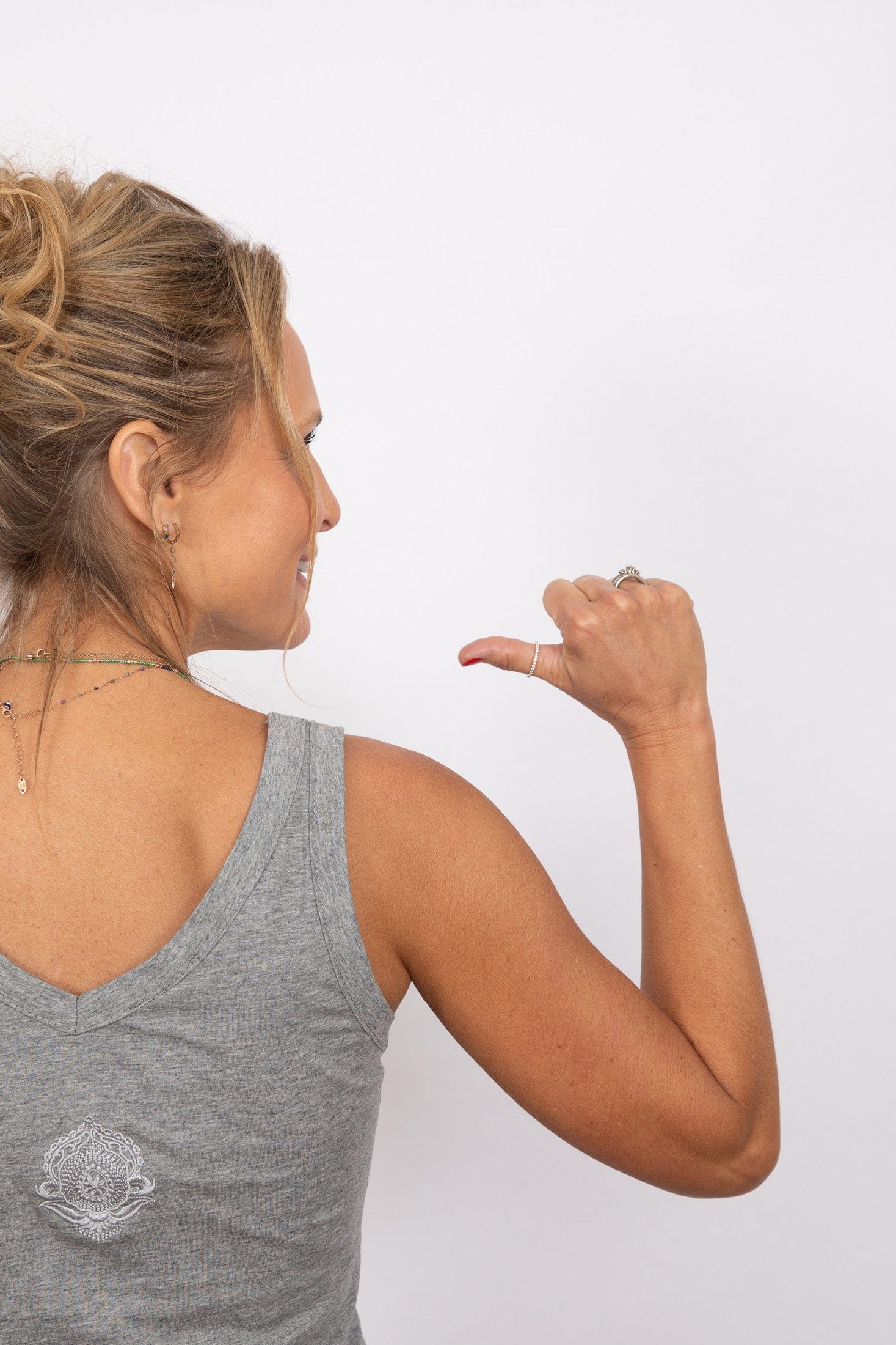 DORIS  אפורה V גופיית image 4