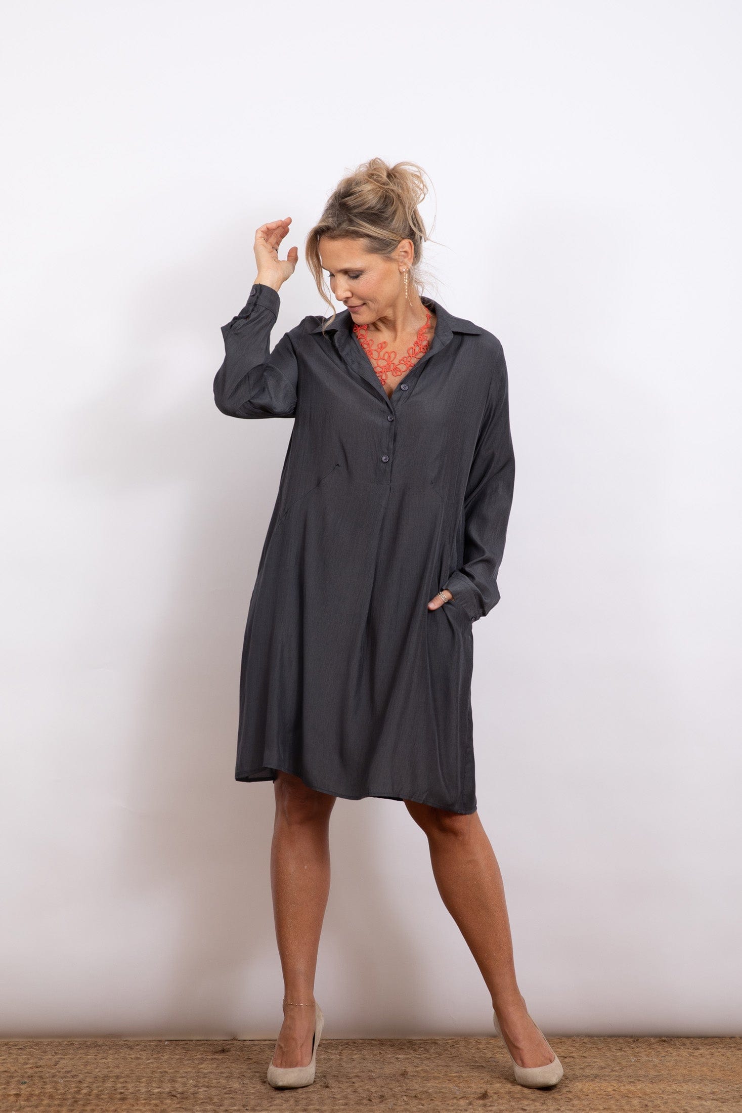 FRITZI שמלה מיני אפורה image 3