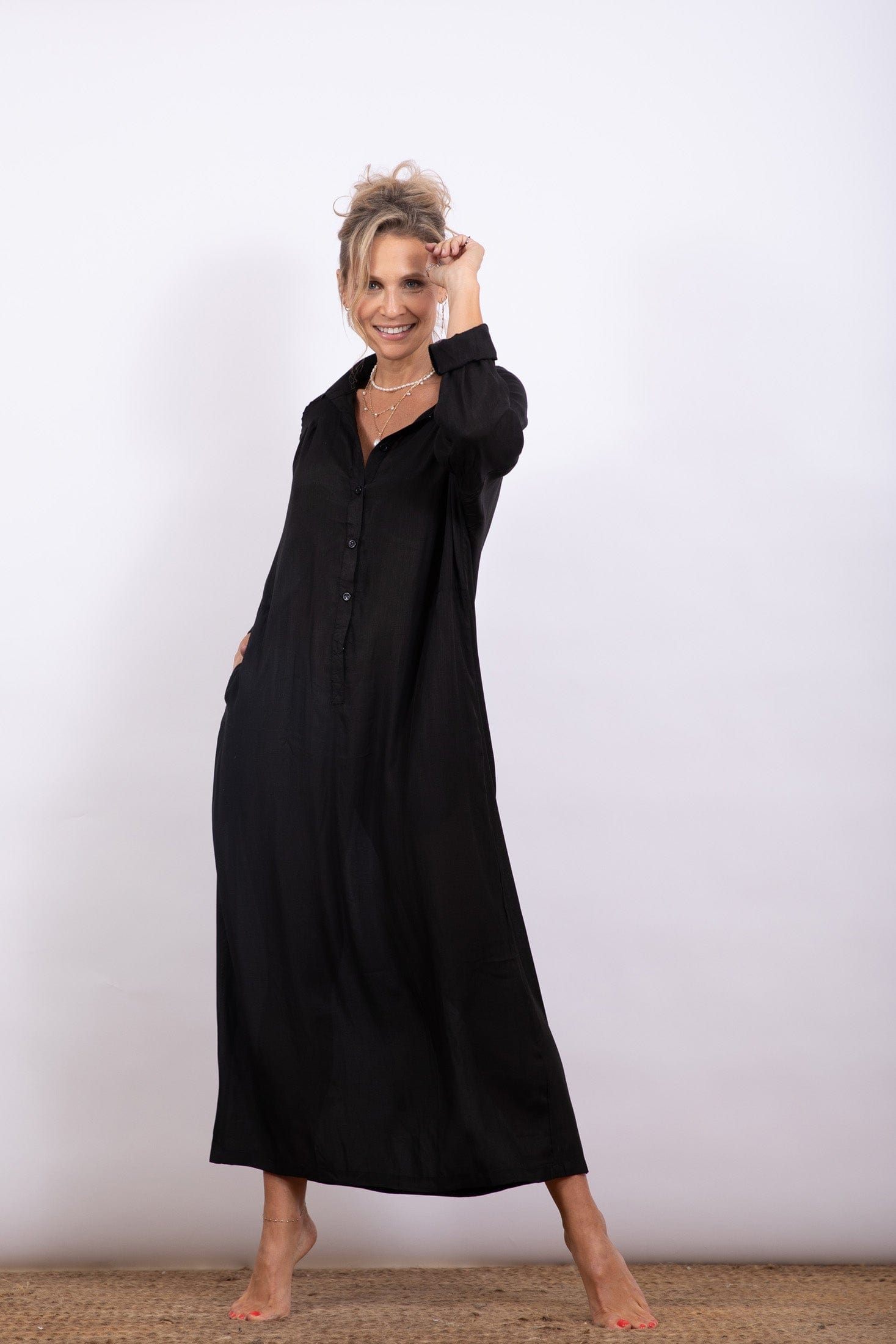 שחורה DEMON שמלת גלבייה מקסי image 4