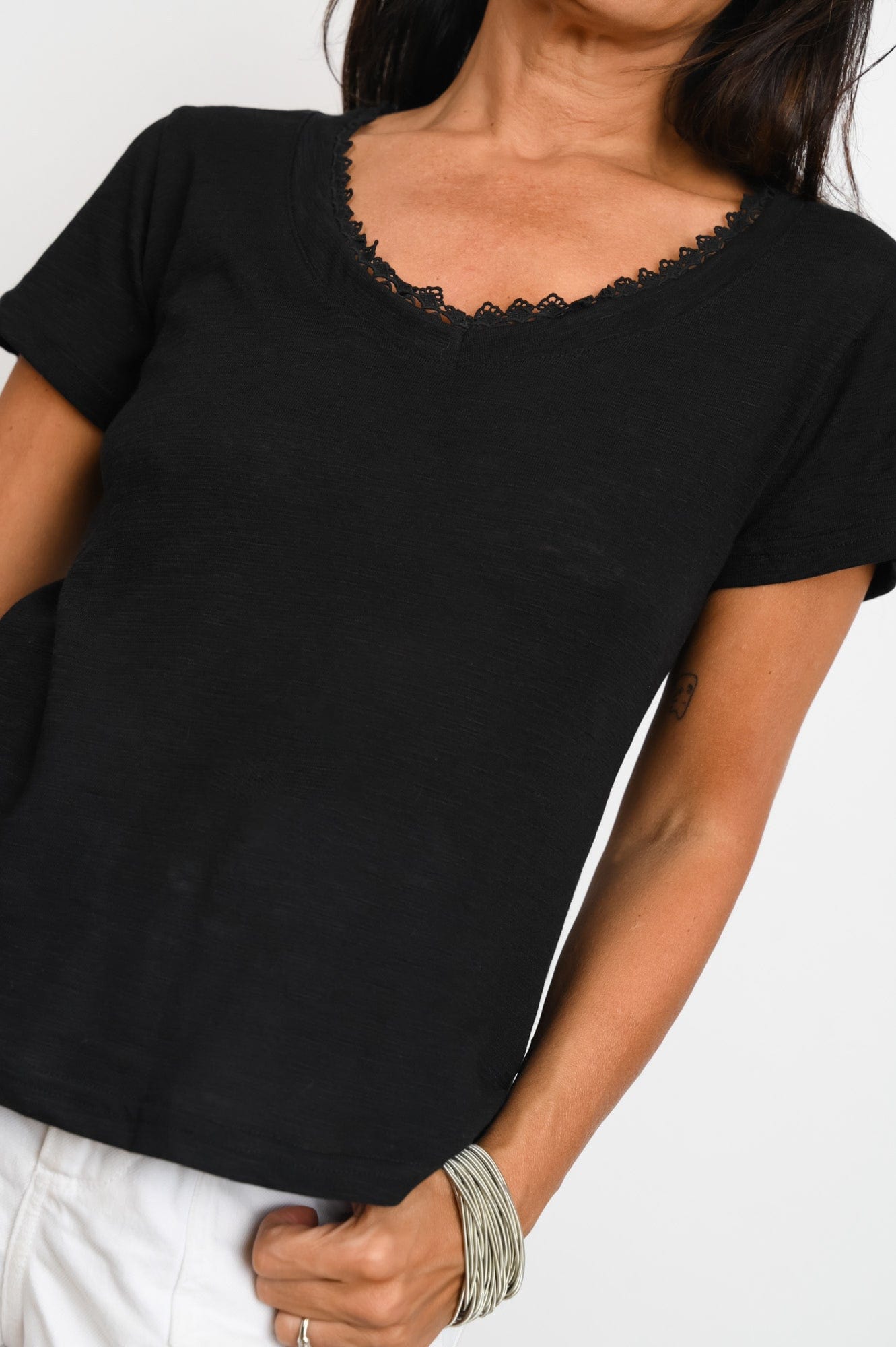 KOR V חולצה תחרה צרה שחור image 8