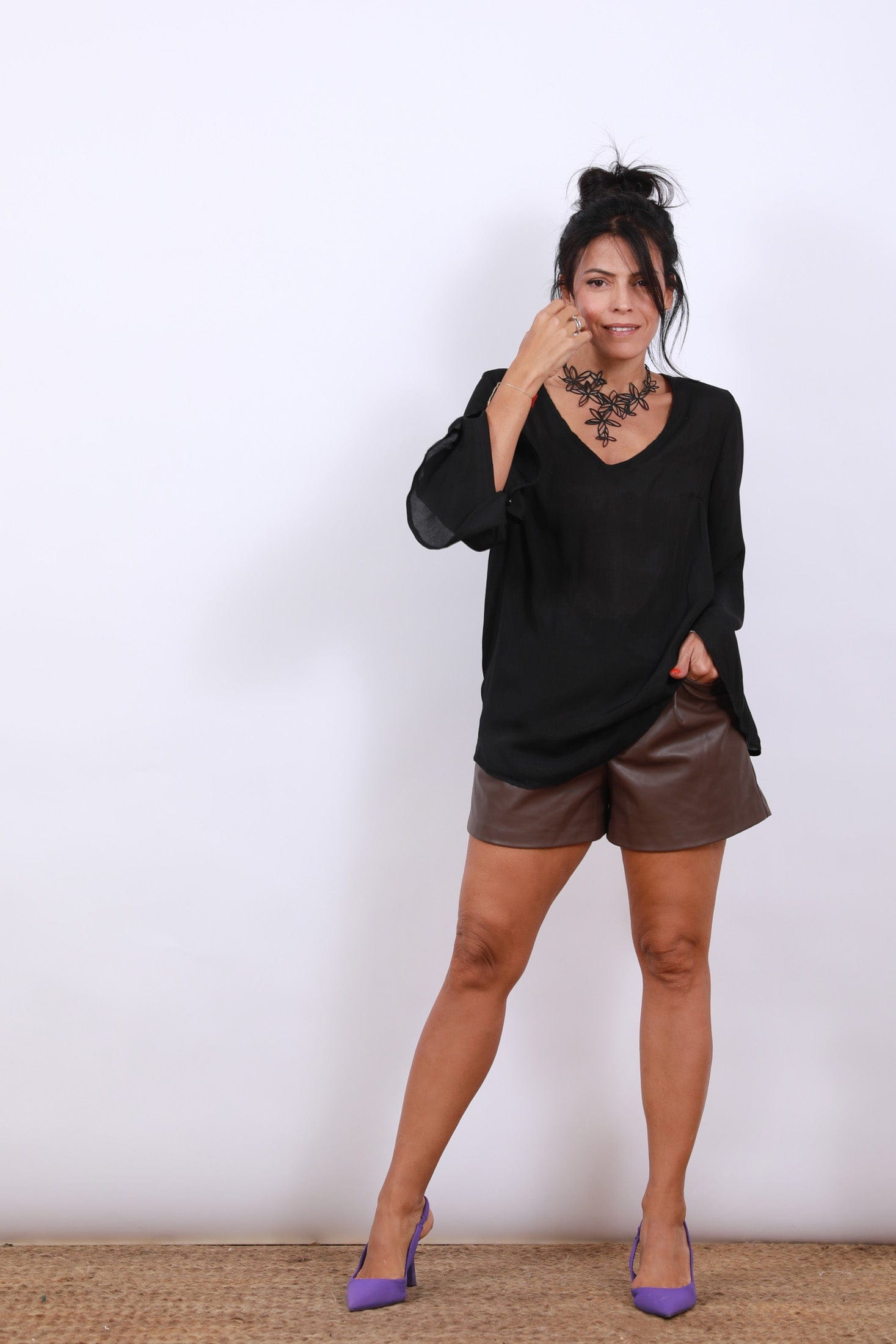 AVLON חולצה שחורה image 8