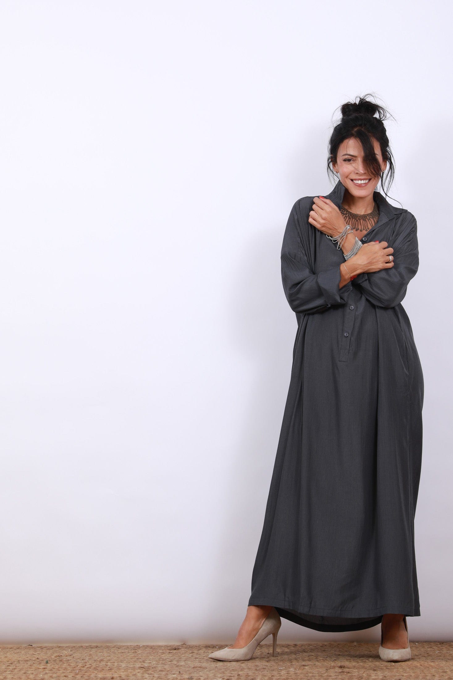 DEMON שמלה אפורה מקסי image 1