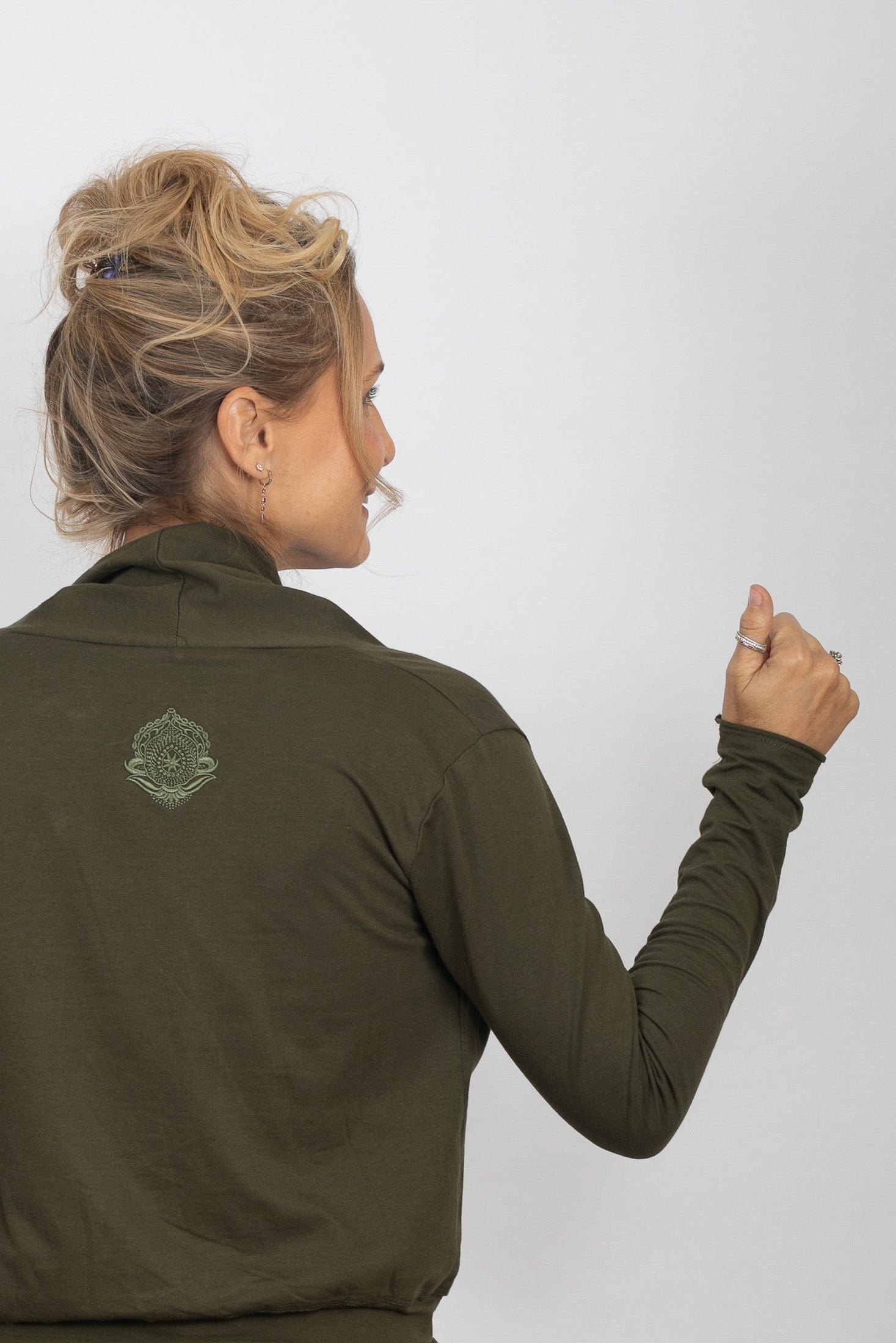 GLOW  חולצה מעוצבת image 6