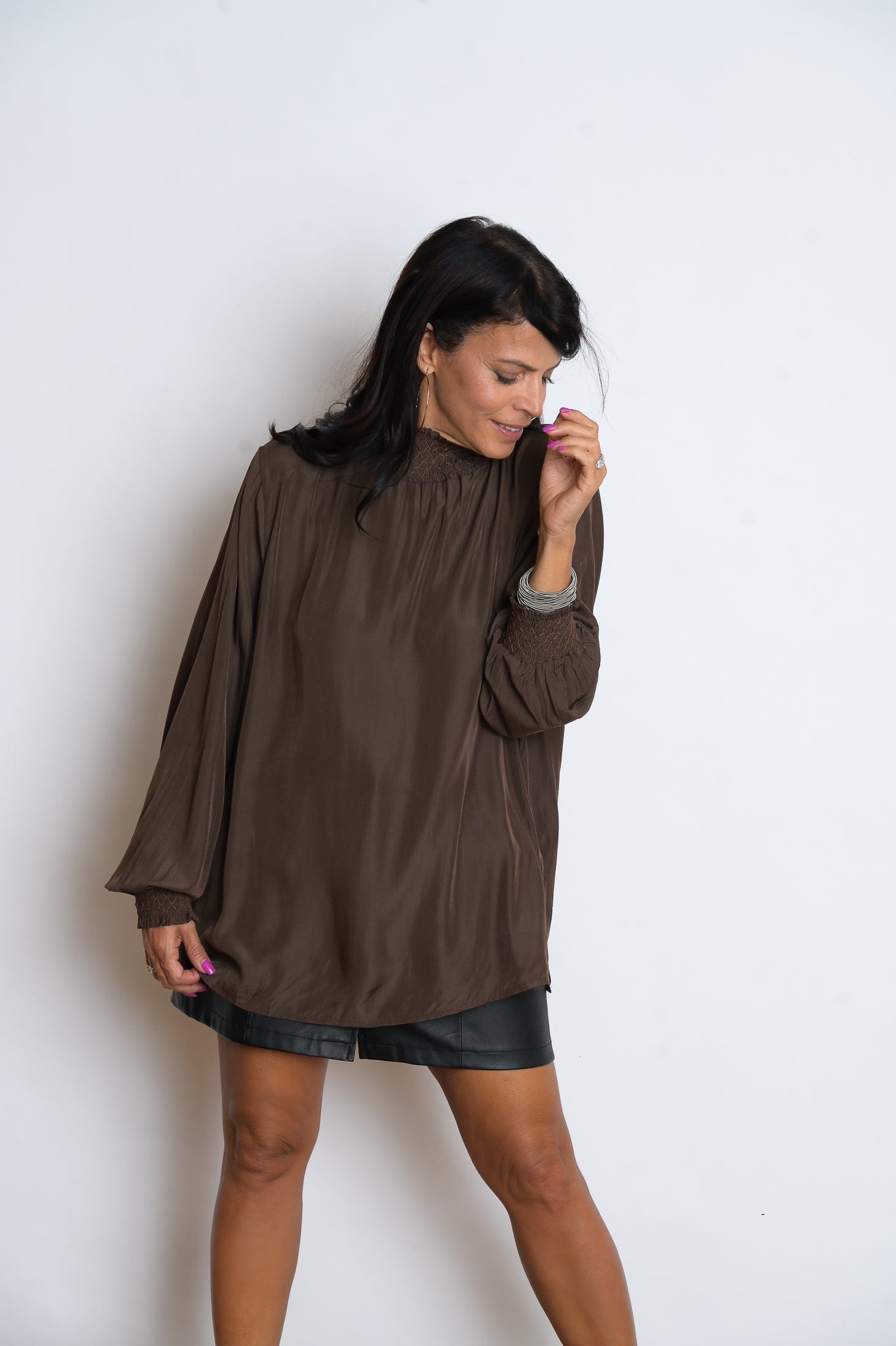 ATHEI חולצה חומה image 6