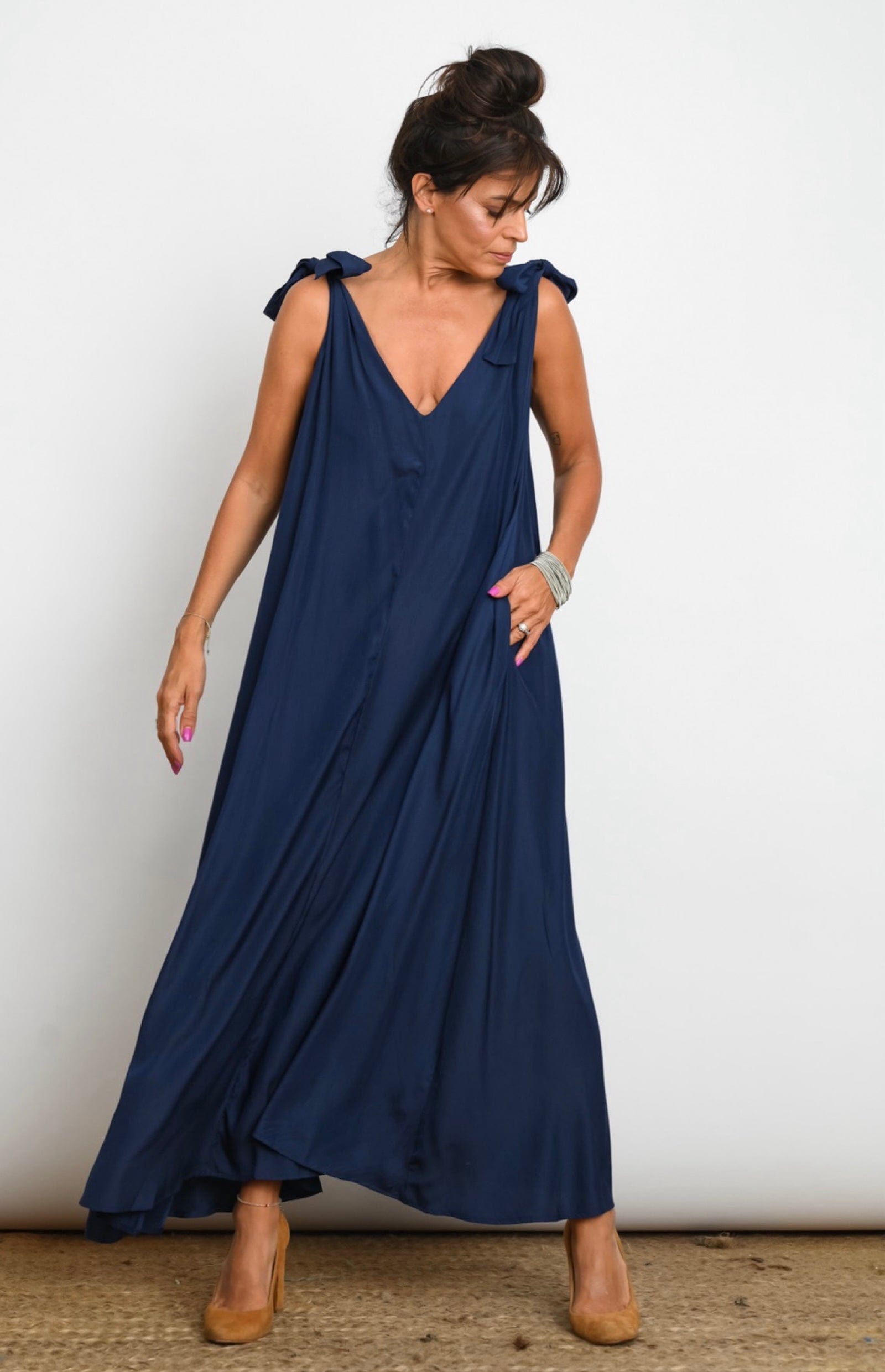 FLY  שמלה כחולה כתפיות קשירה image 0