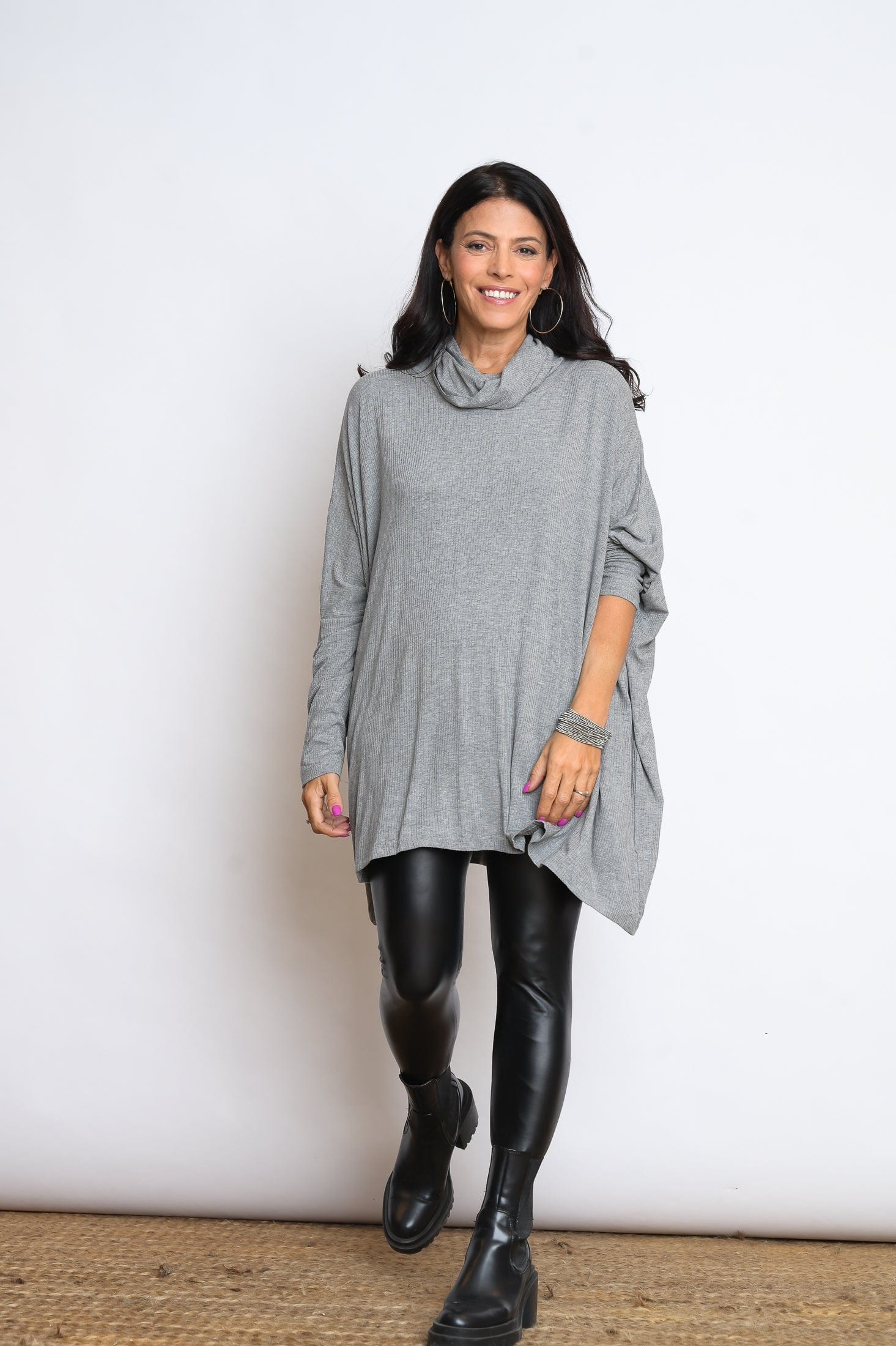 K SHIRT   גולף אפור אוברסייז image 7