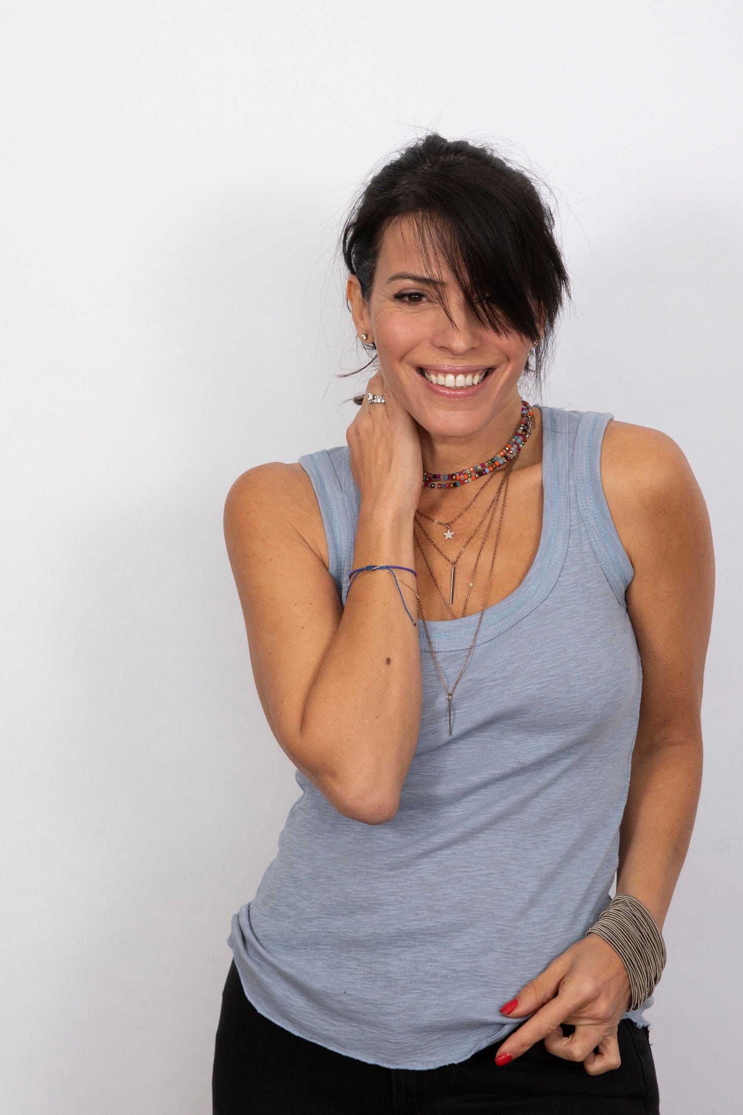 ARES גופיה תכלת צמודה image 9