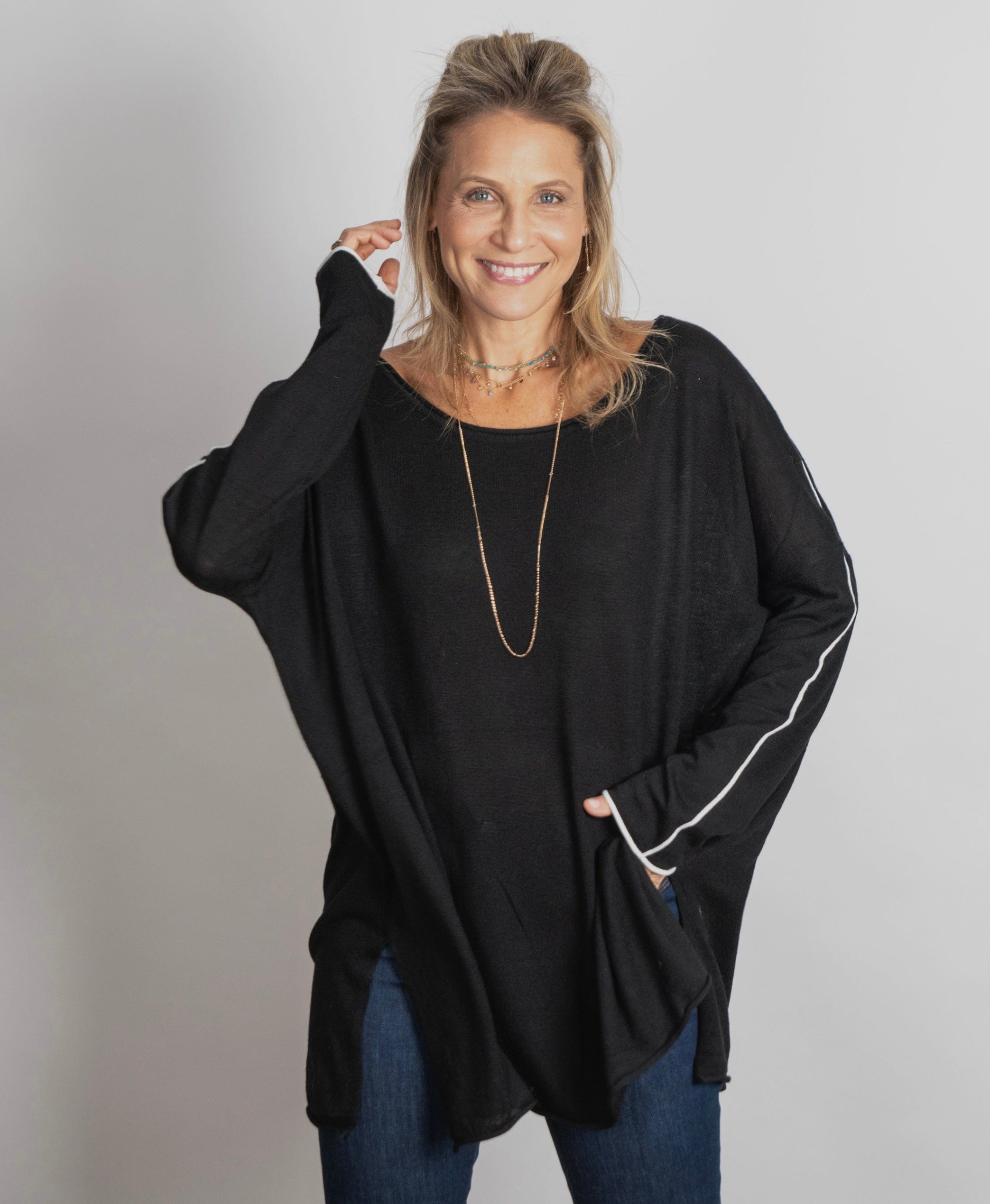 WIHTNEY סריג שחור אוברסייז image 5