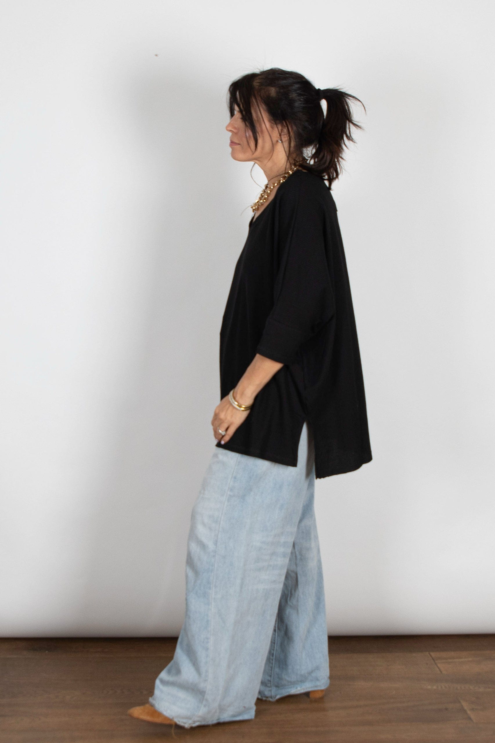 BABL חולצת אוברסייז שחורה וופל image 8