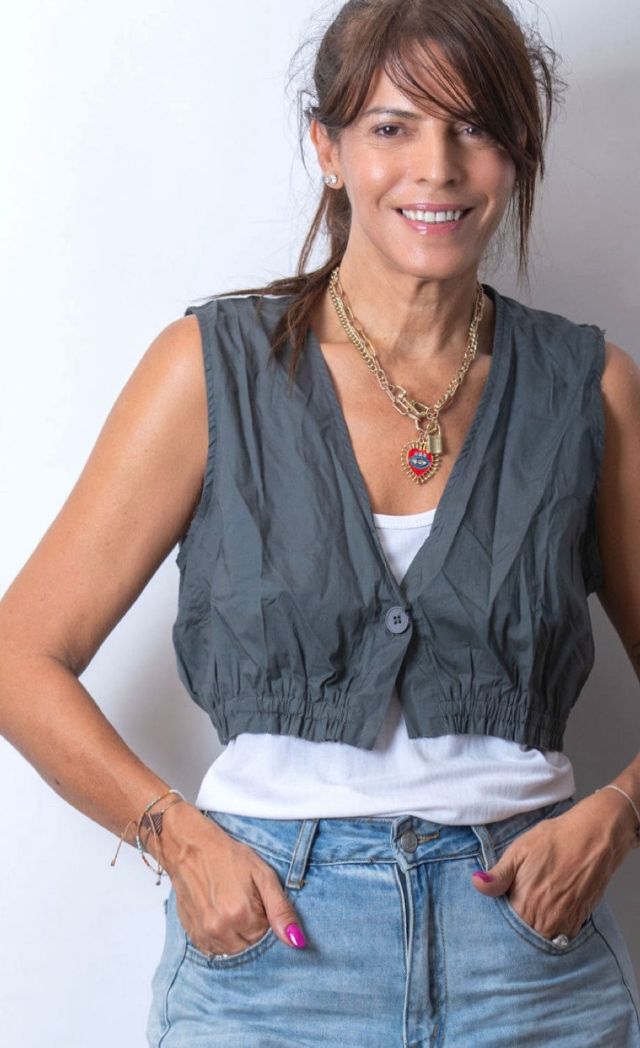 וסט קטן אפור זית image 0