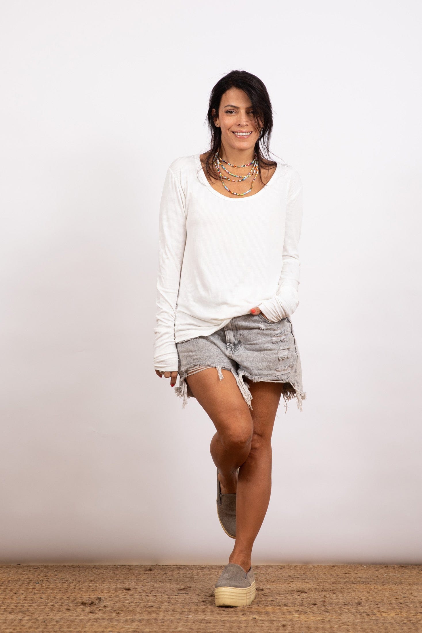 M SHIRT  חולצה לבנה בייסיק image 3