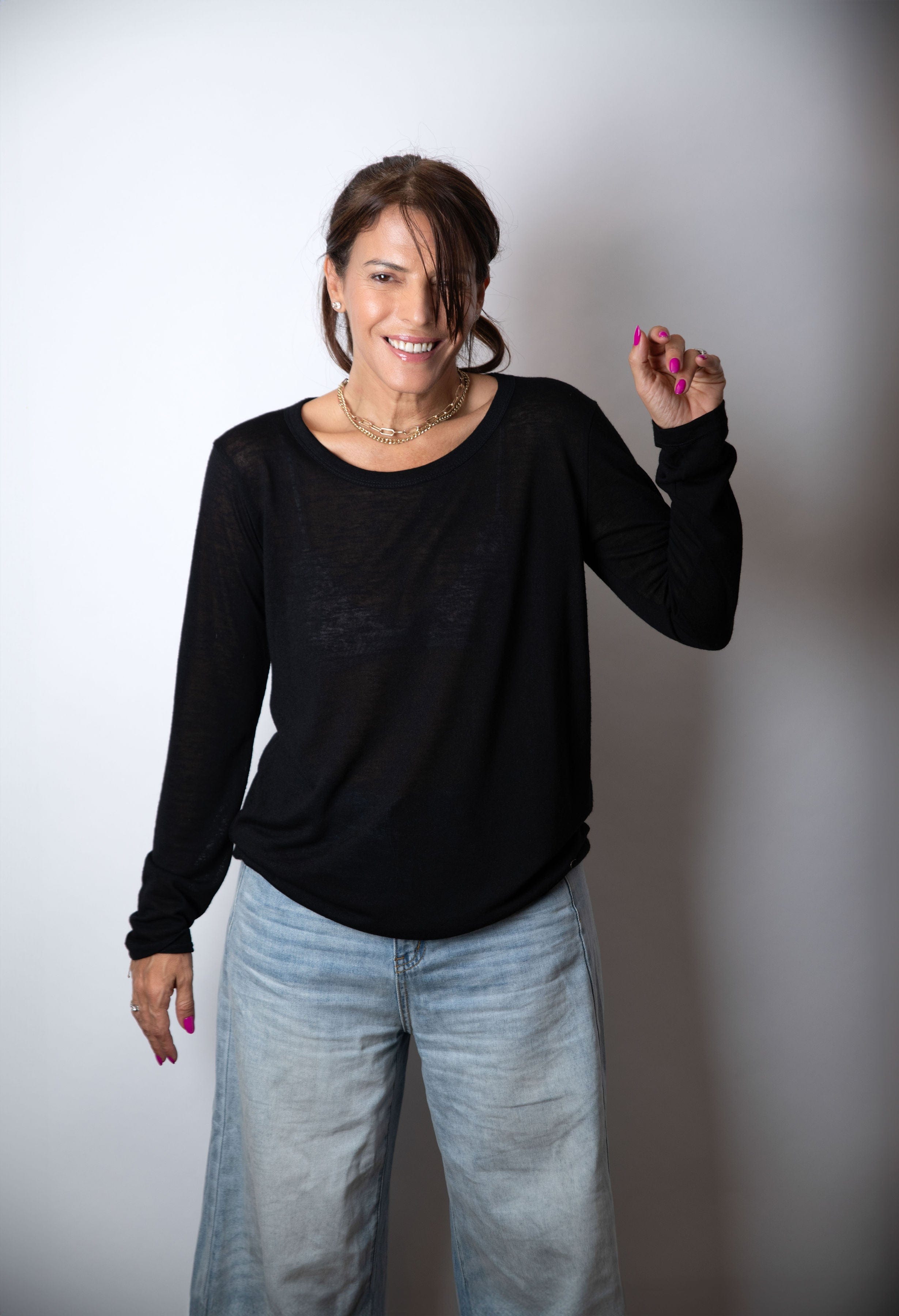 CHAVA חולצה בייסיק שחורה image 3