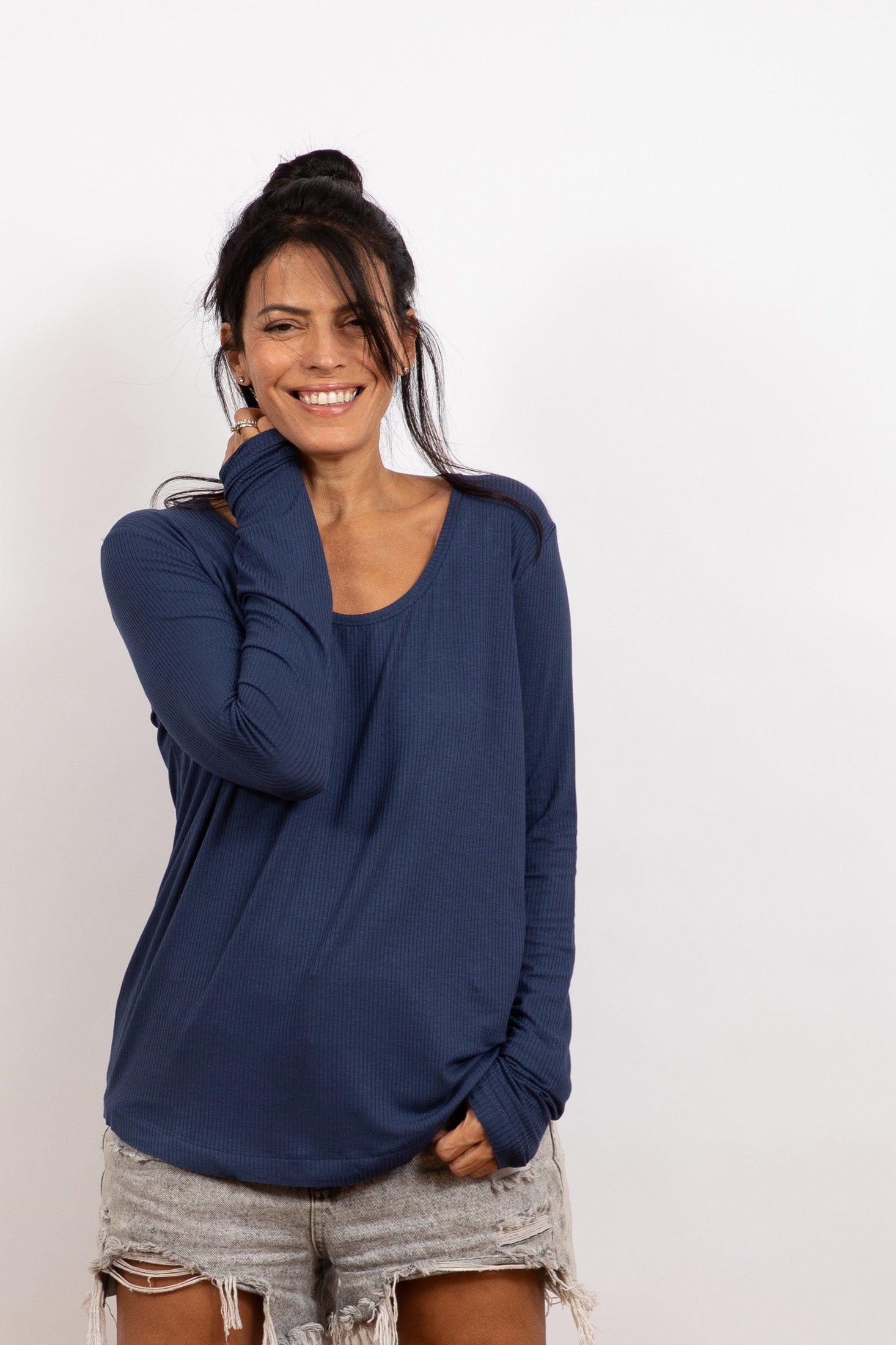 M SHIRT  חולצה כחולה בייסיק image 7