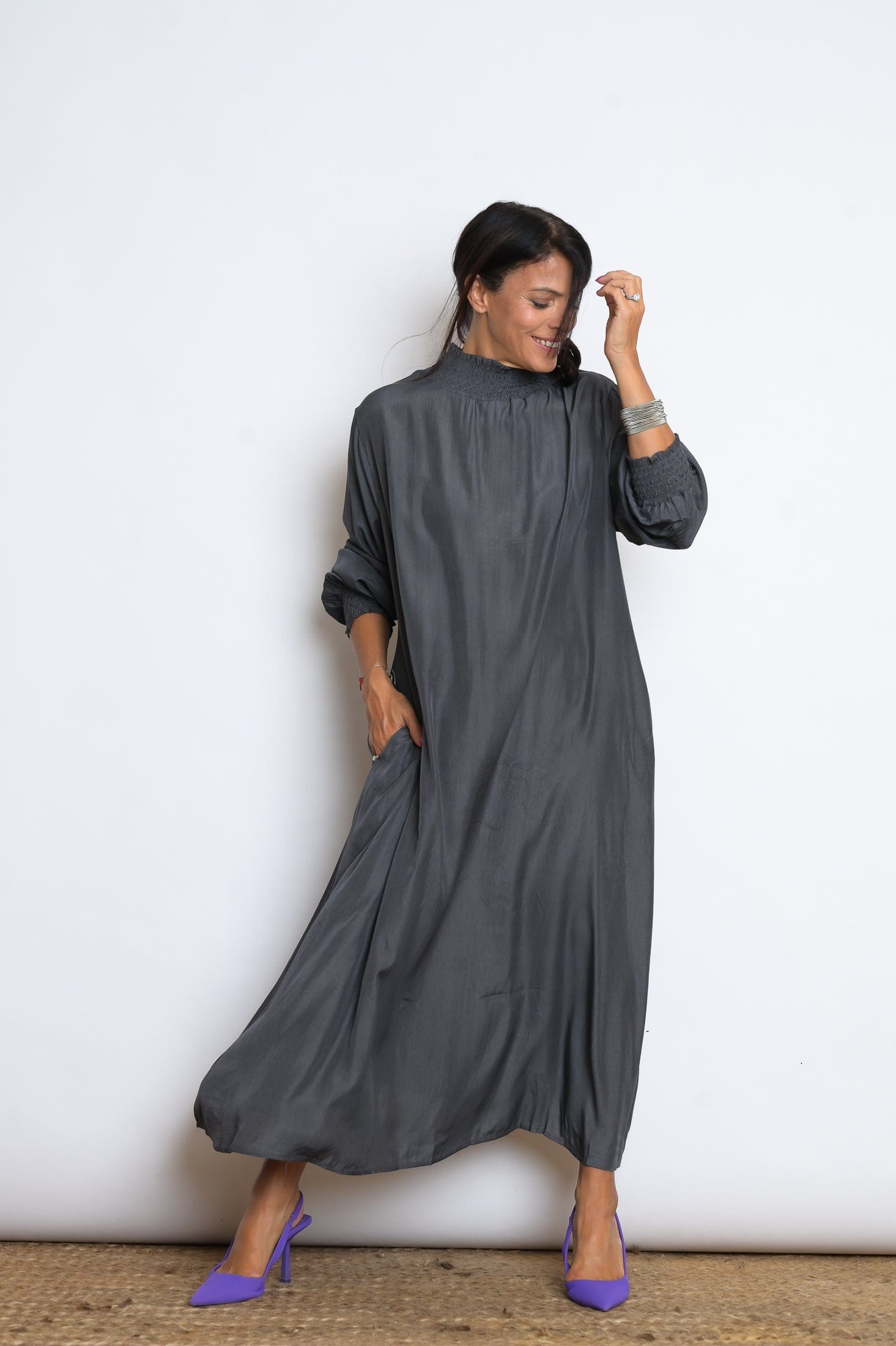 RAINI שמלה אפורה גולף image 1