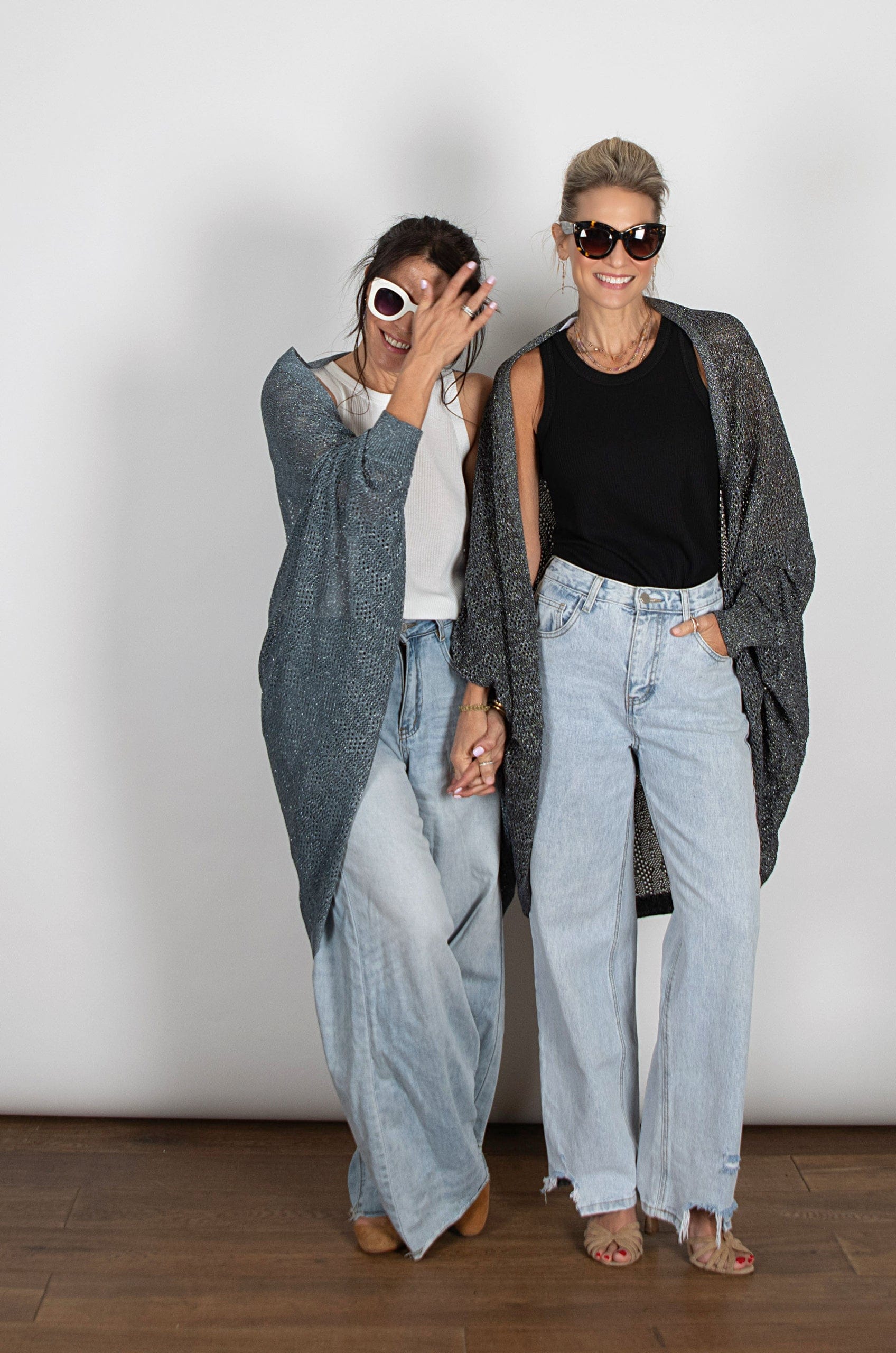 LIAM  עליונית סריג חורים שחור image 13