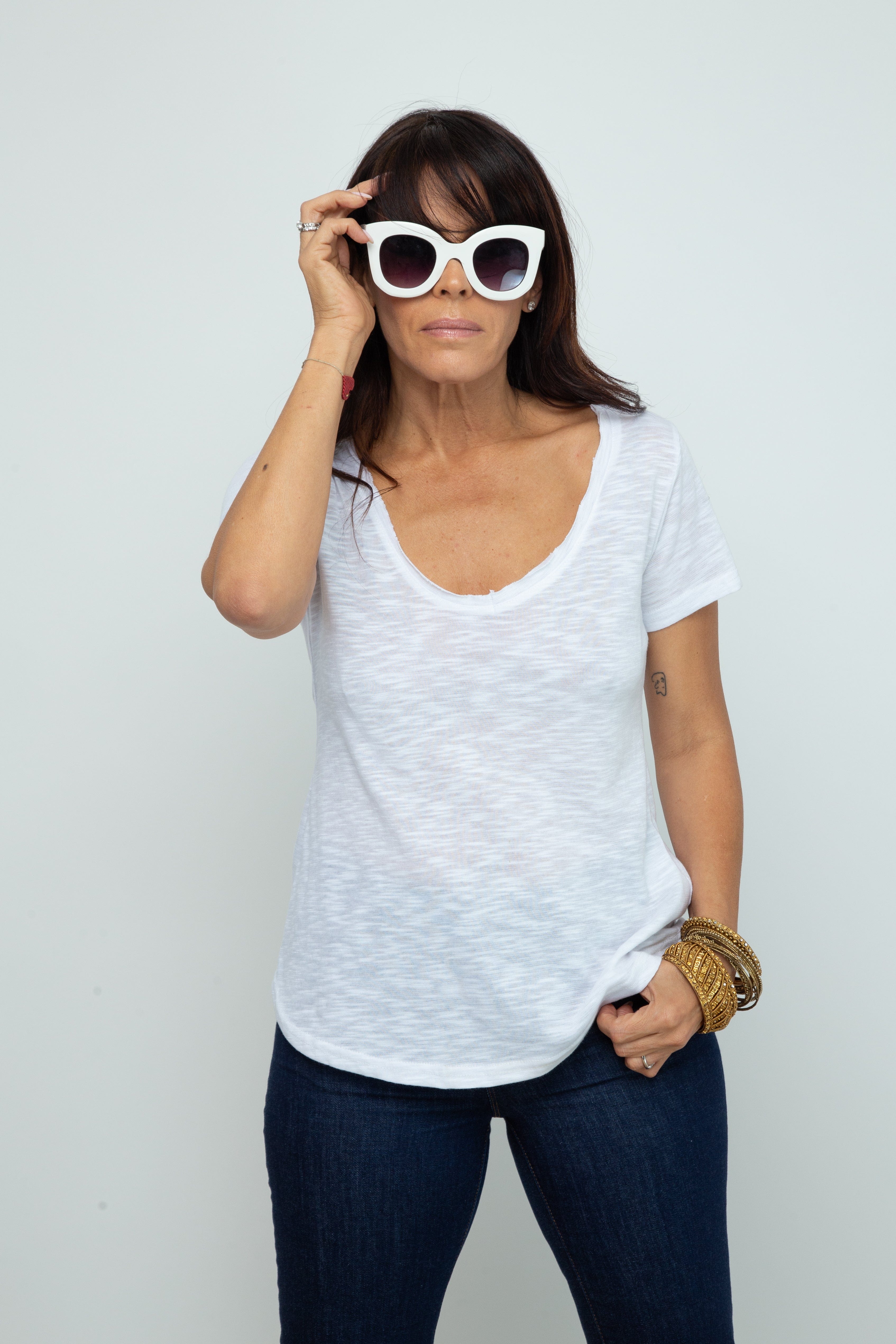 KOR NEW V חולצה  לבנה image 5