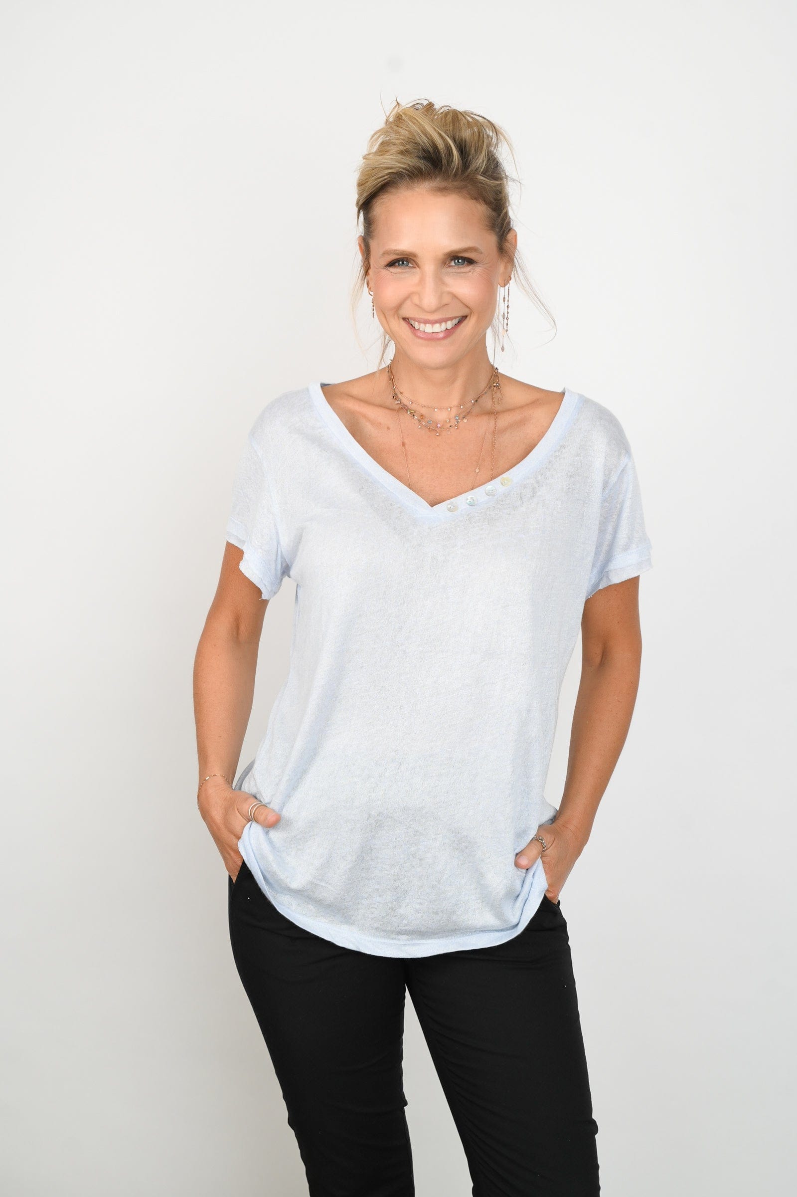 STREET חולצה תכלת image 5