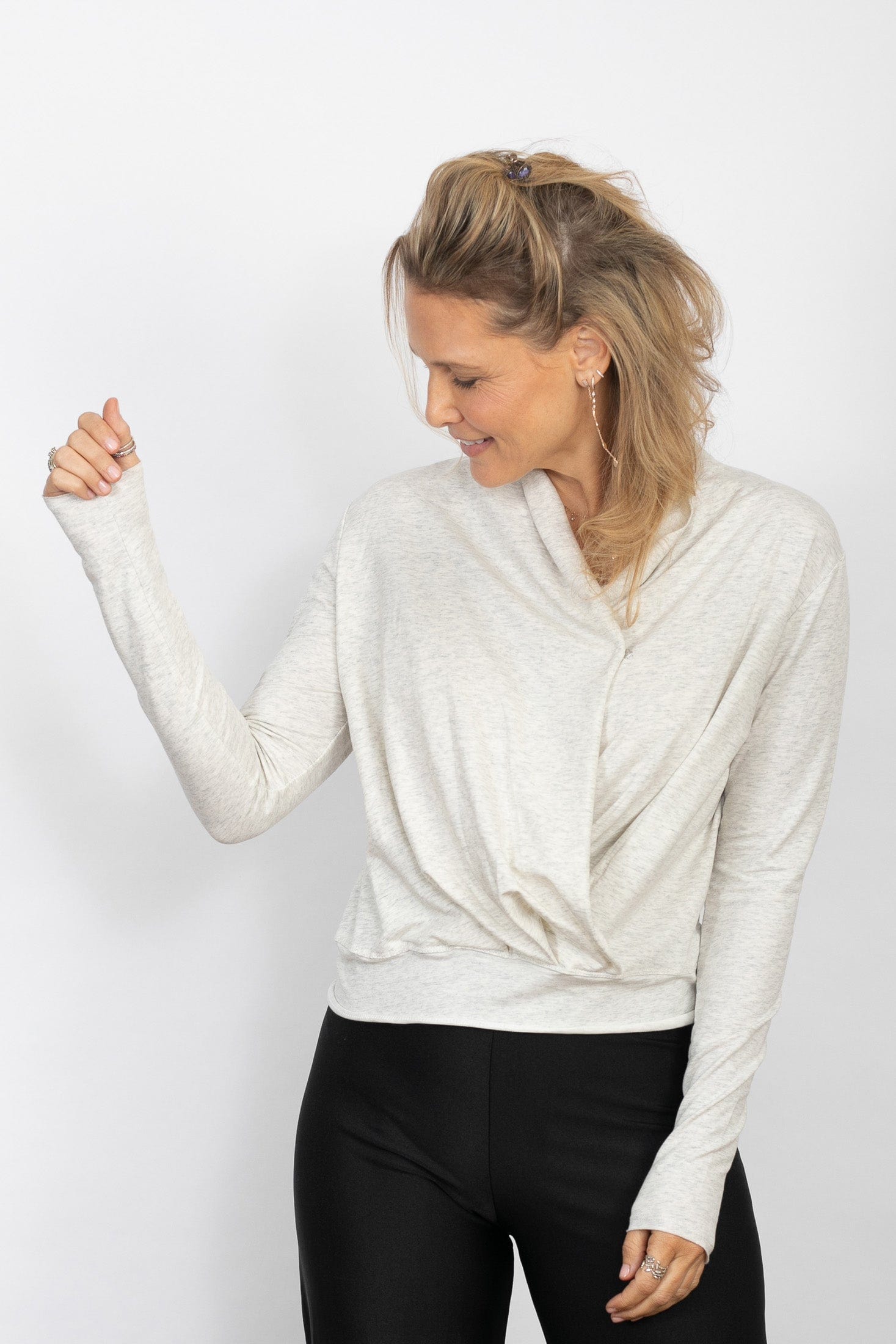 GLOW  חולצה מעוצבת image 0