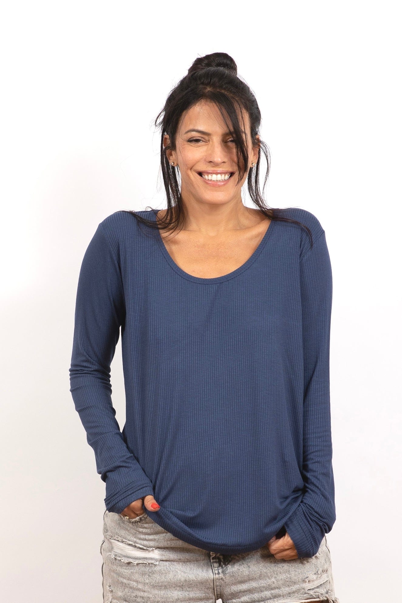 M SHIRT  חולצה כחולה בייסיק image 0