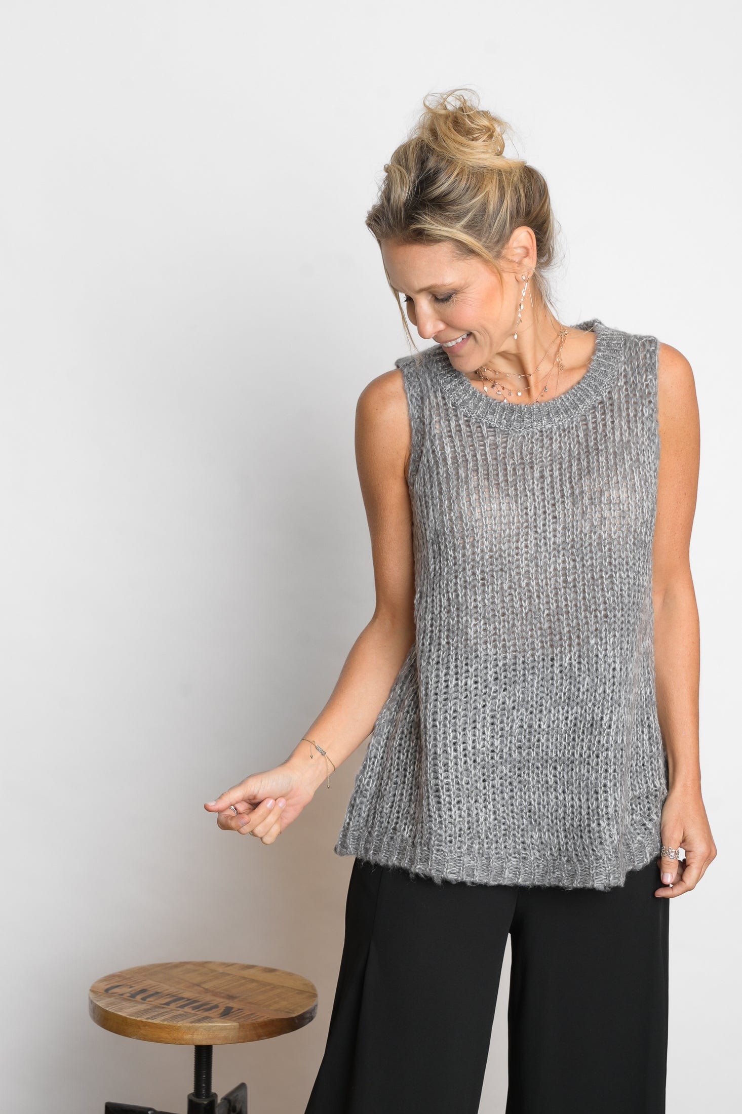 LOS  אפודה סריג אפור כהה image 0