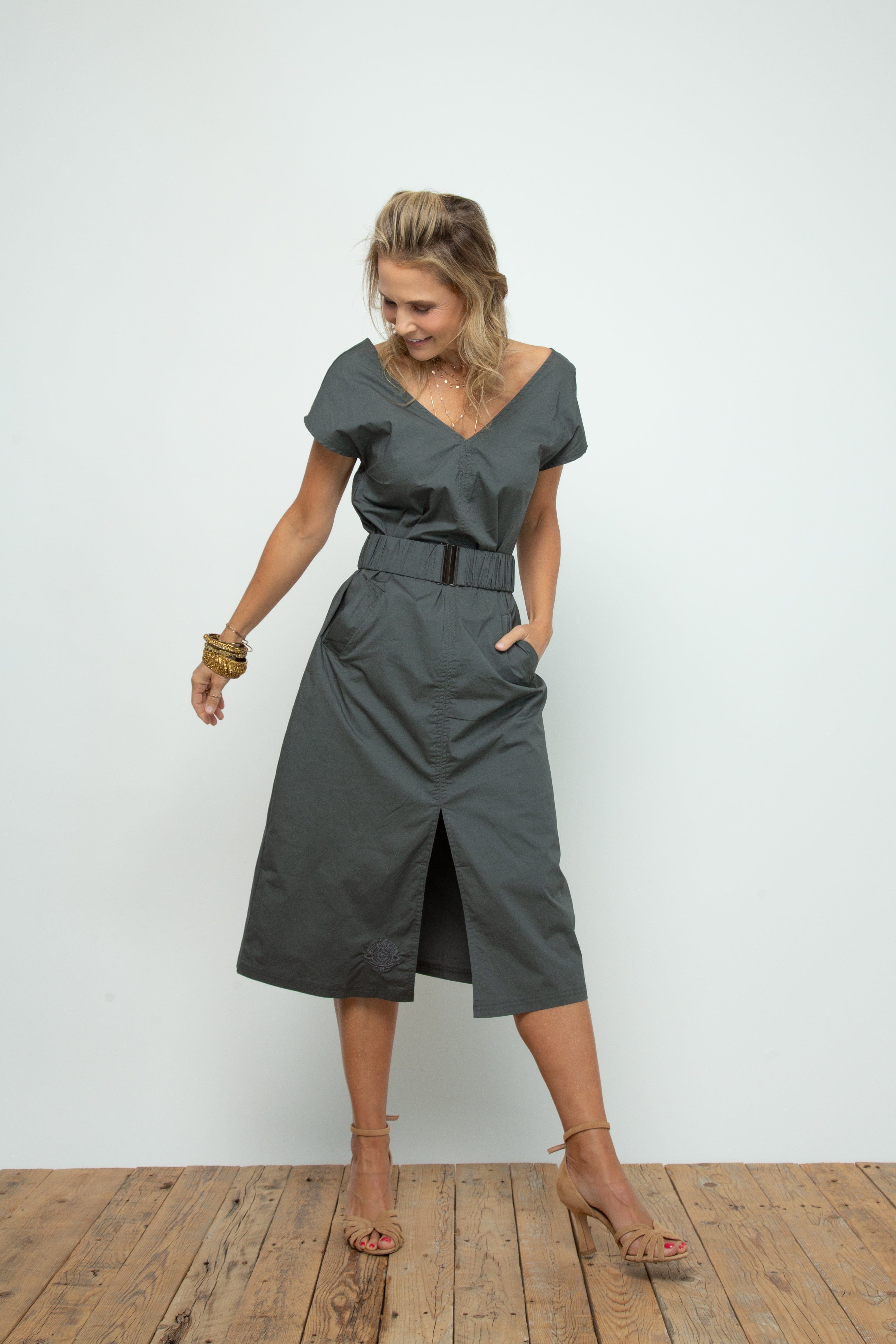 POOLY NEW שמלה מעוצבת אפור  זית  image 6