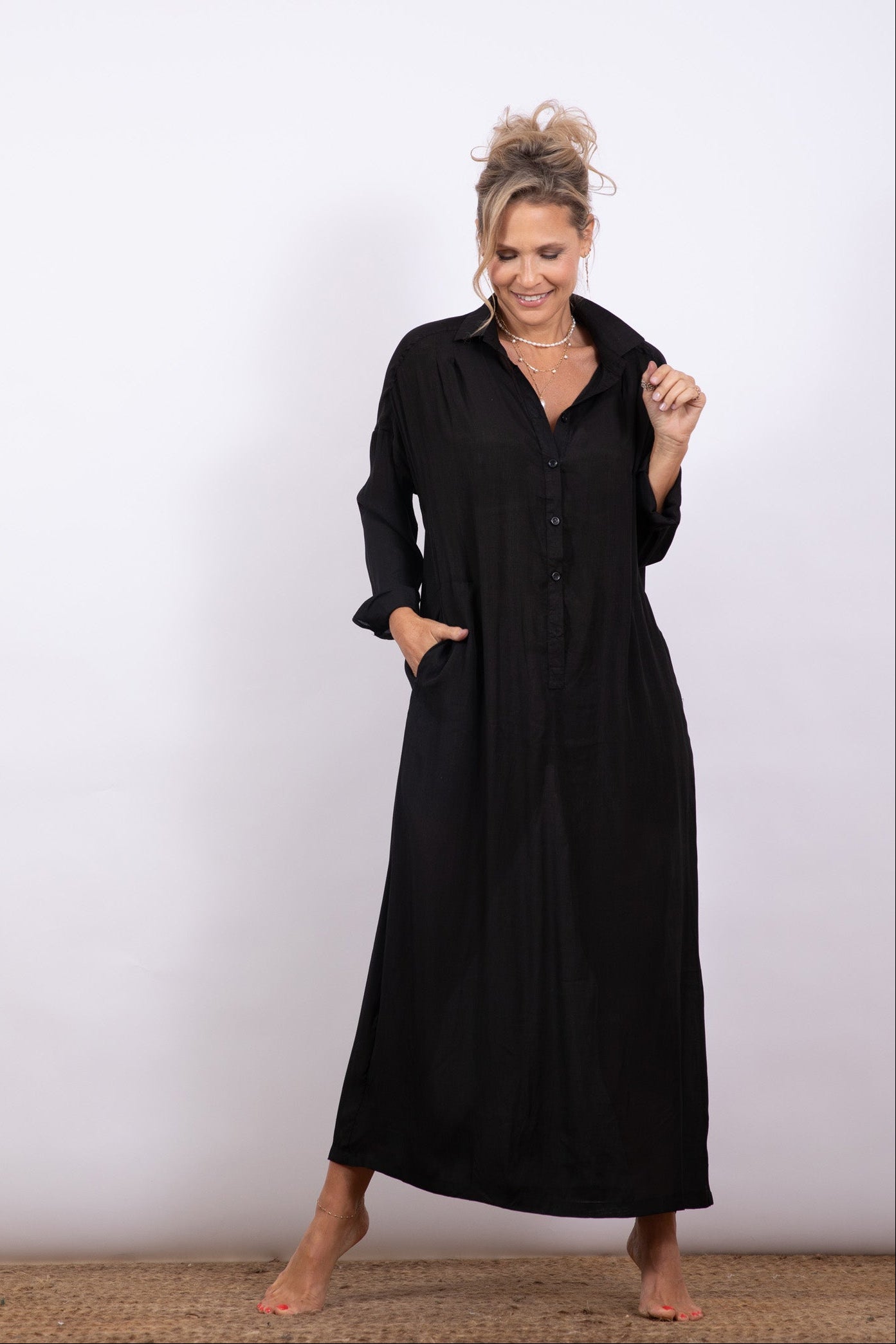 שחורה DEMON שמלת גלבייה מקסי image 0