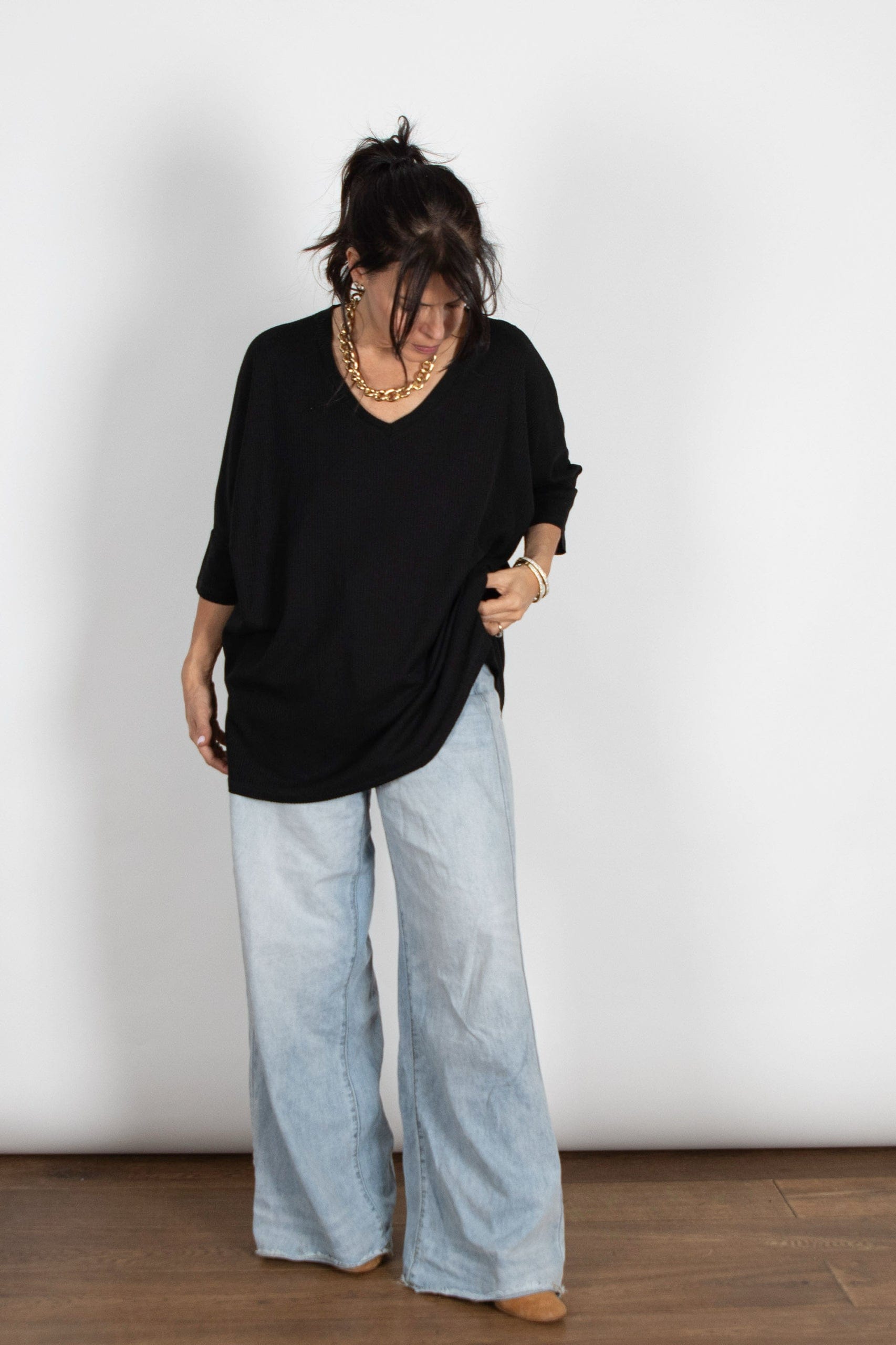 BABL חולצת אוברסייז שחורה וופל image 4