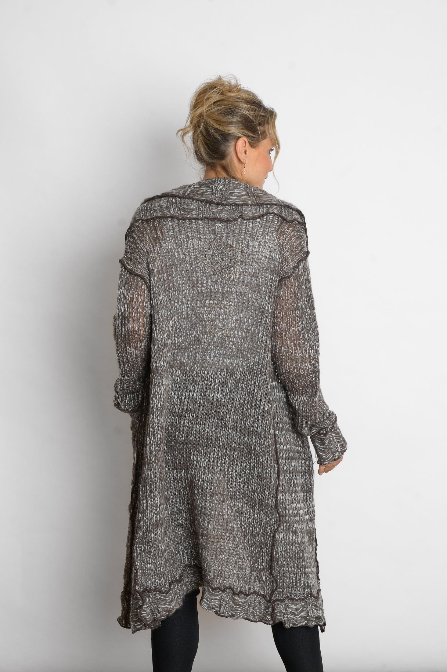 PAROS עליונית סרוגה זית/ חום לבן image 8