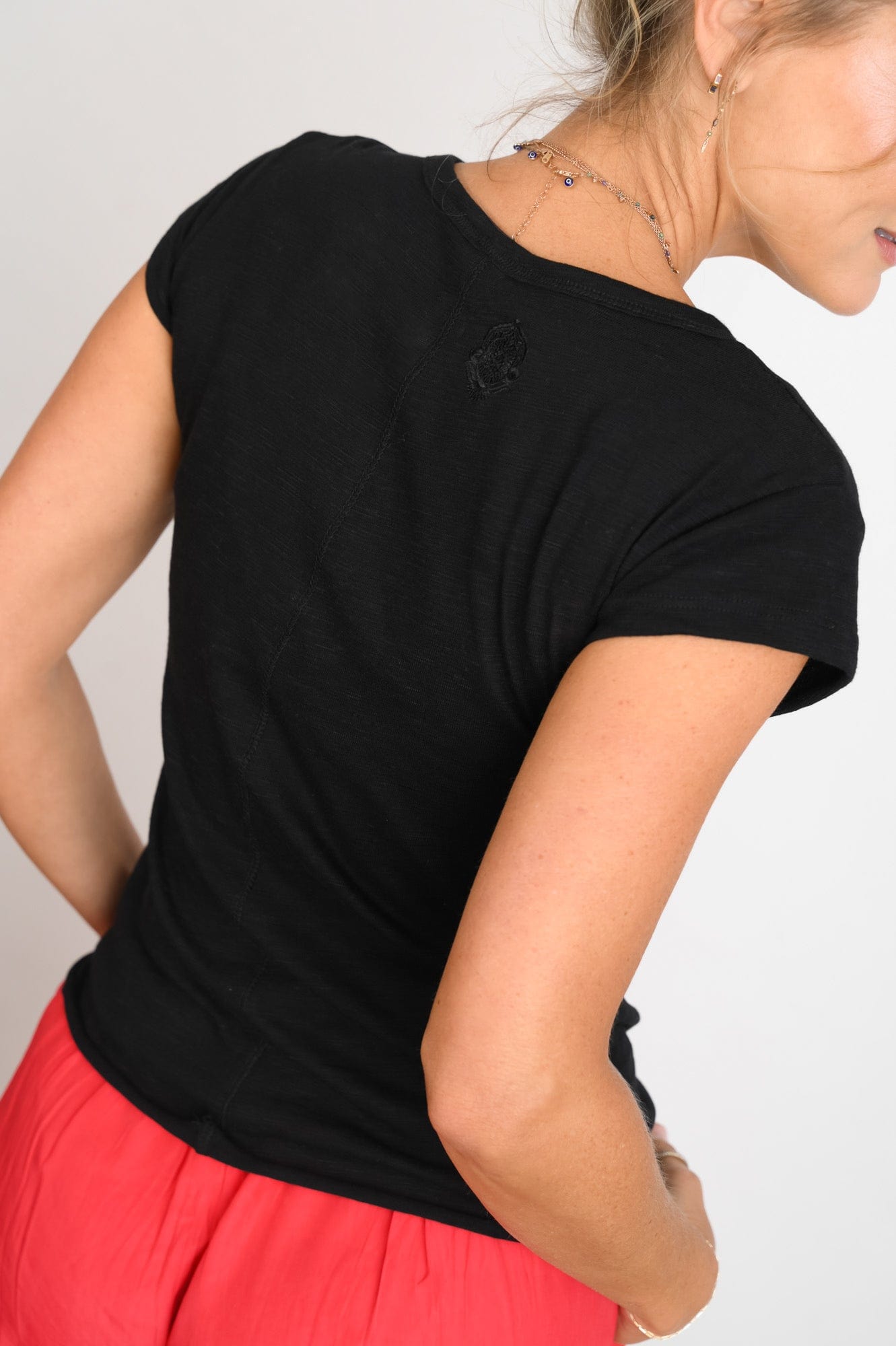 DAY חולצה ביסיק צמודה שחור image 3