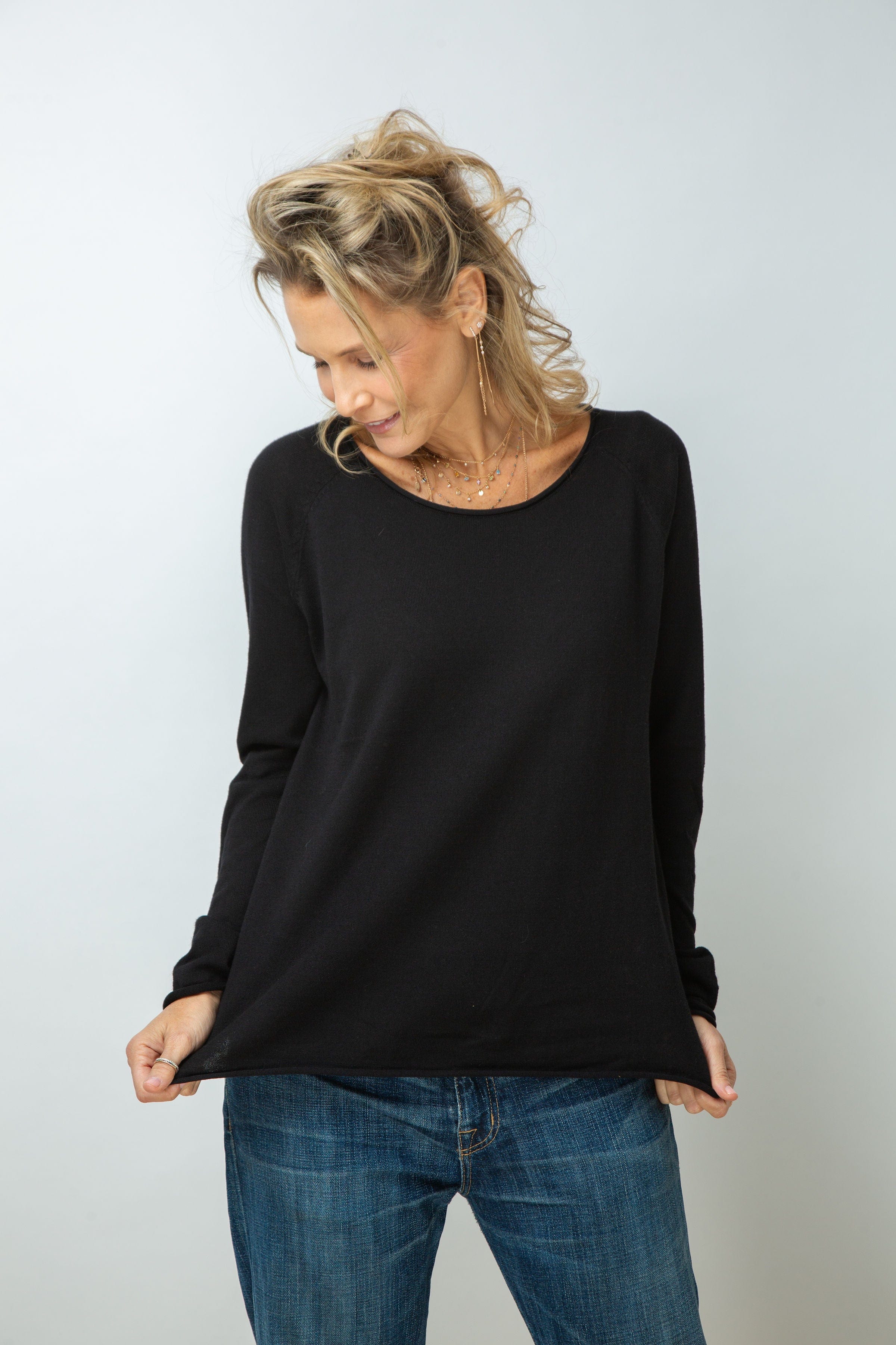 POOL סריג עגול שחור image 6