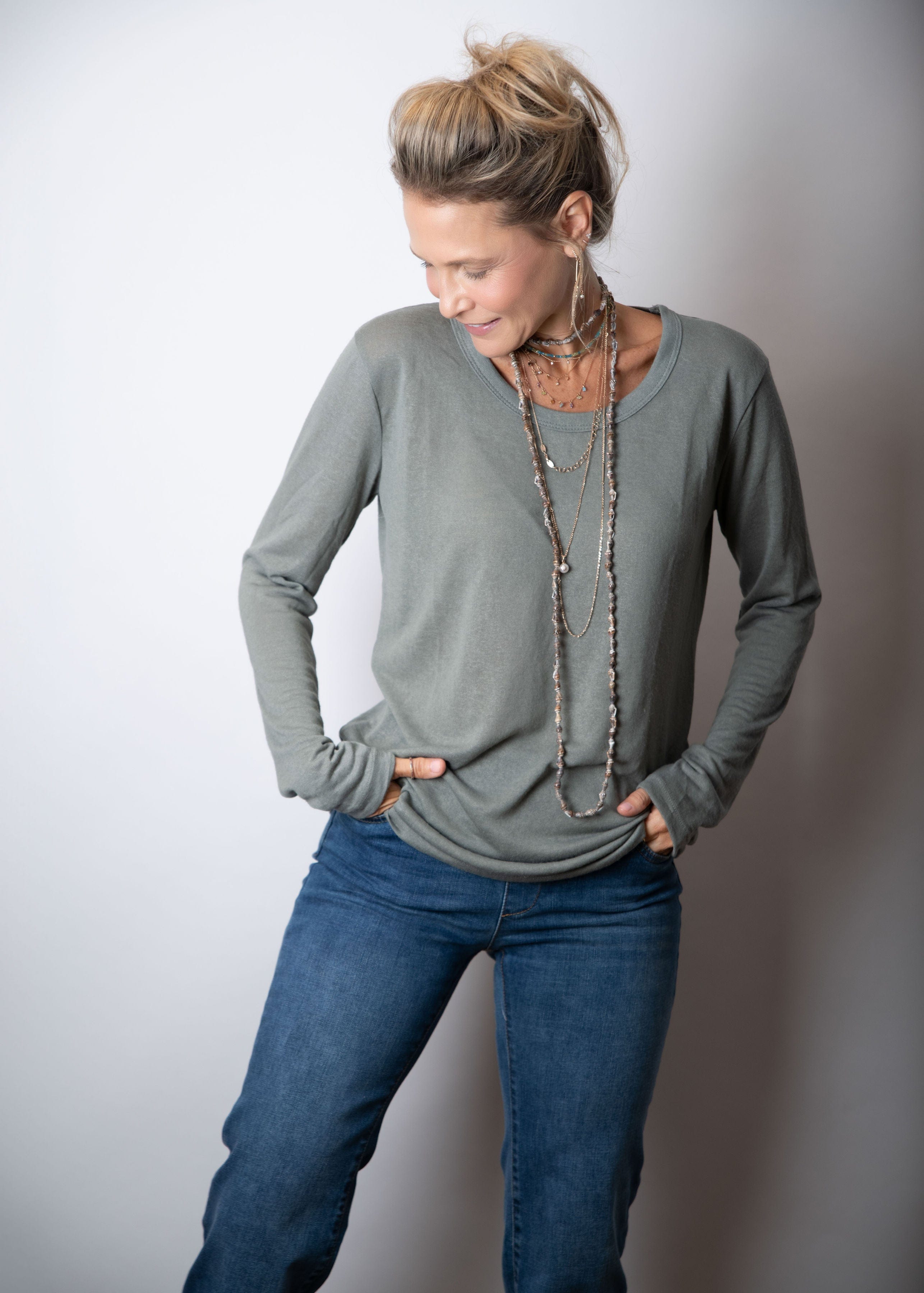 CHAVA חולצה בייסיק ירוקה image 5