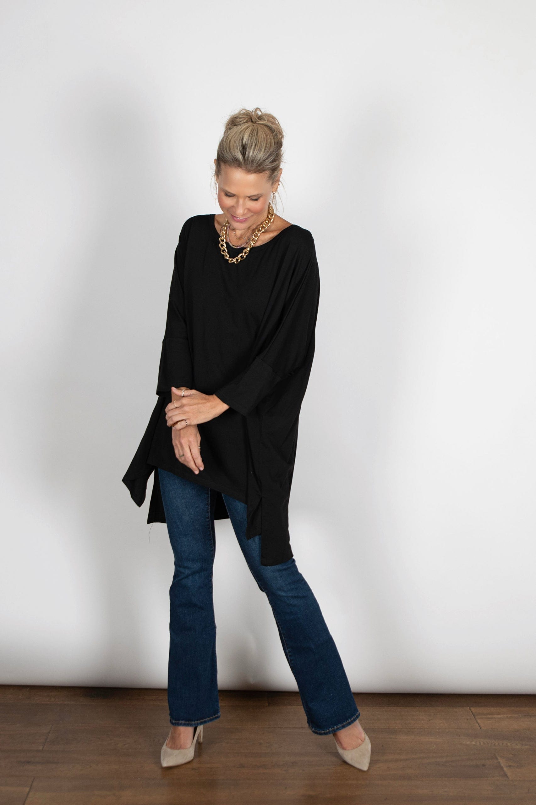 SAM חולצה אוברסייז שחורה image 5