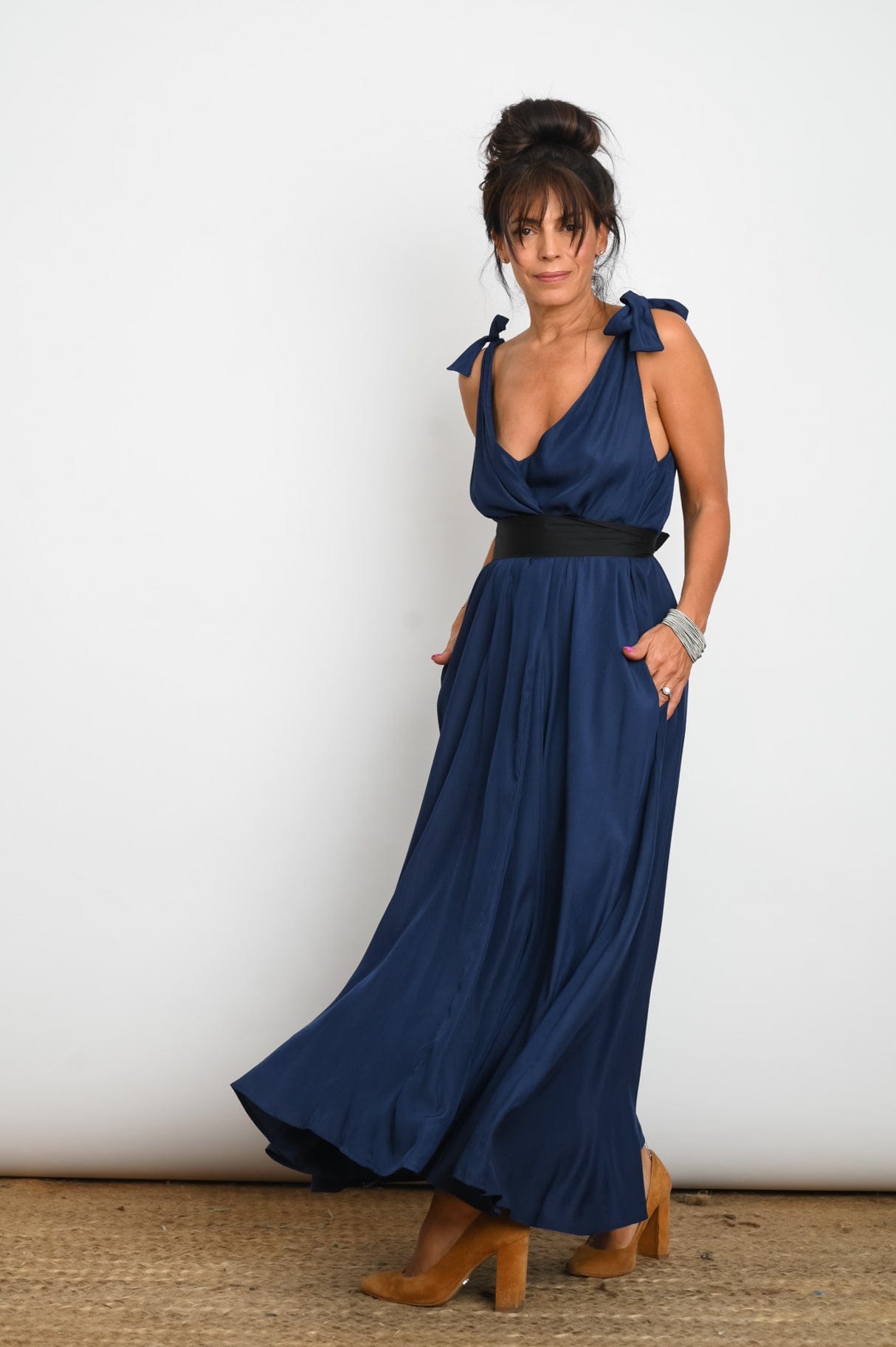 FLY  שמלה כחולה כתפיות קשירה image 6