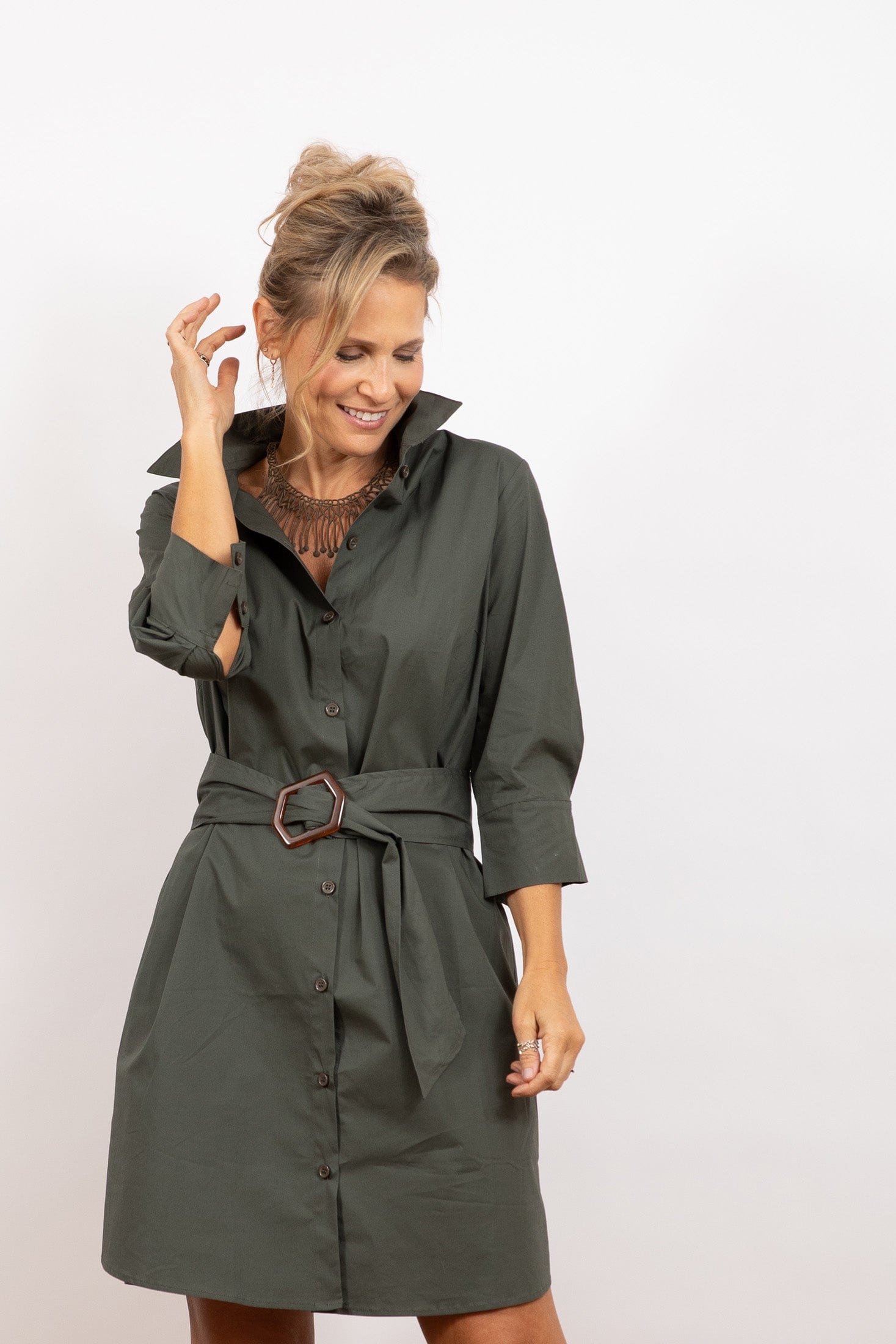 D DRESS שמלה עם חגורה image 3