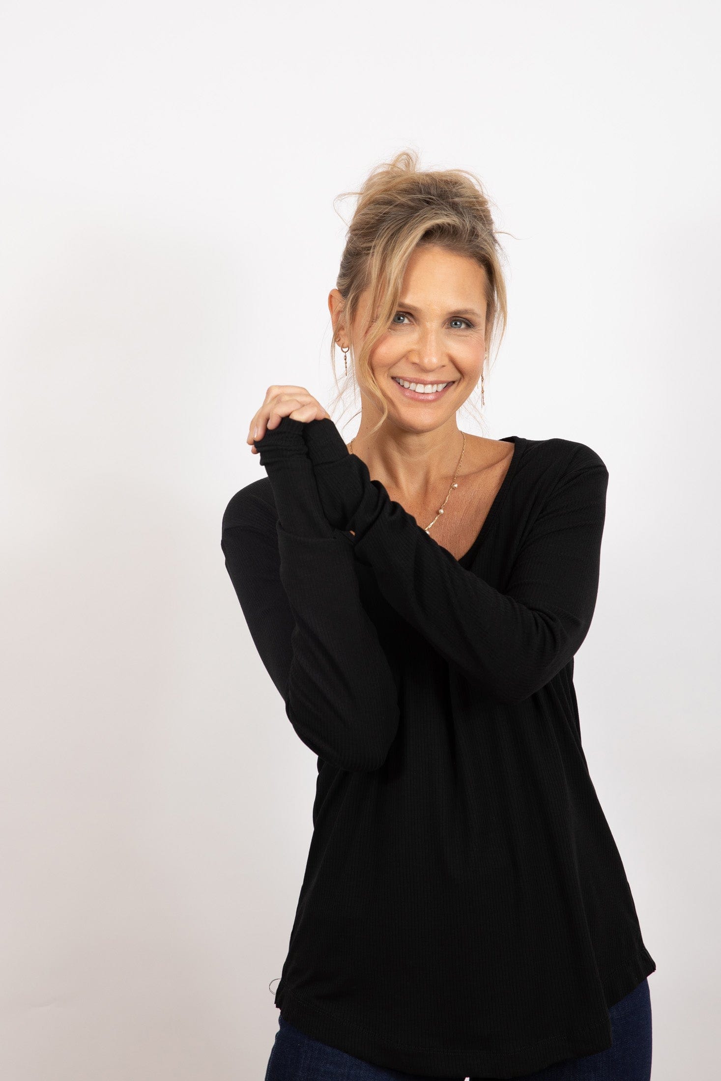 M SHIRT  חולצה שחורה בייסיק image 8