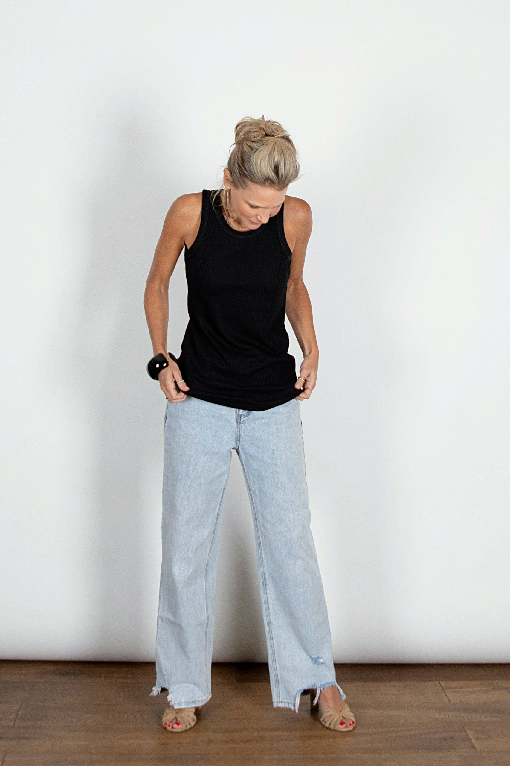 ROIE גופיית סבא שחורה וופל image 7