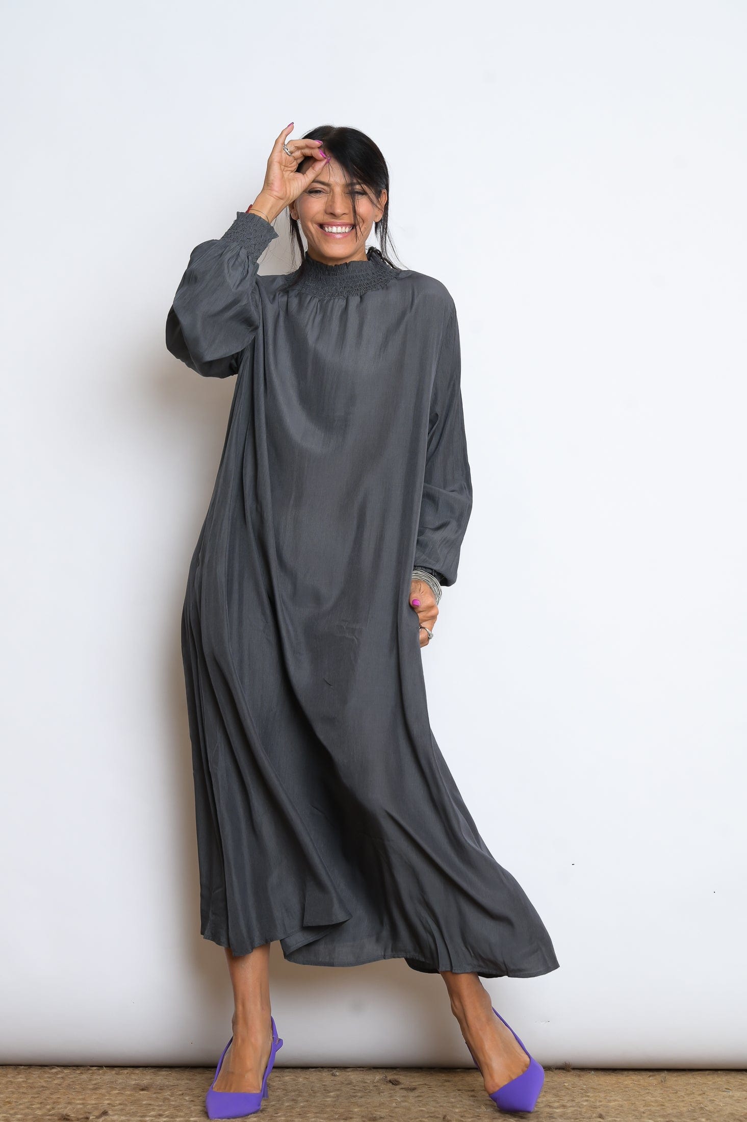 RAINI שמלה אפורה גולף image 2