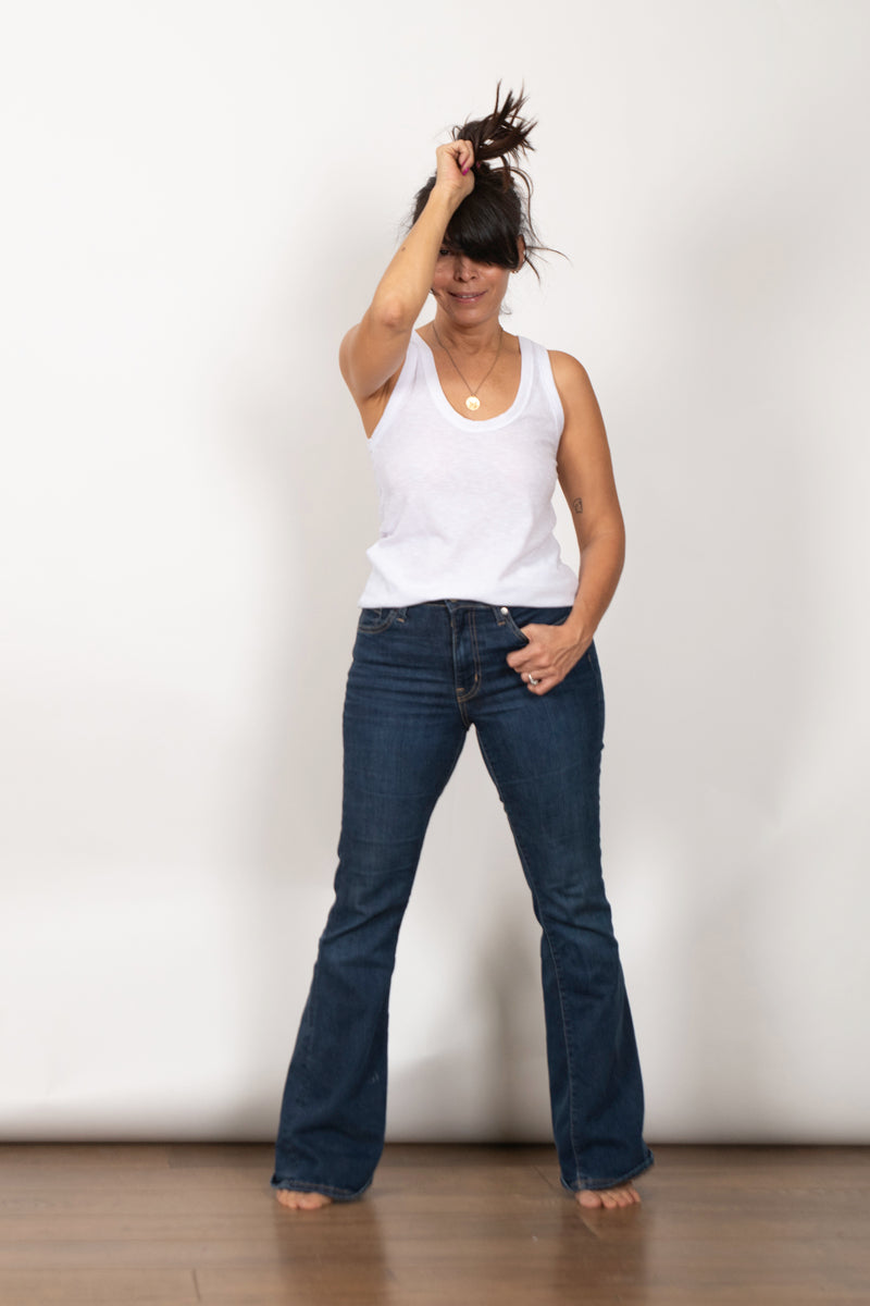 DIONE  גופייה לבנה ריב