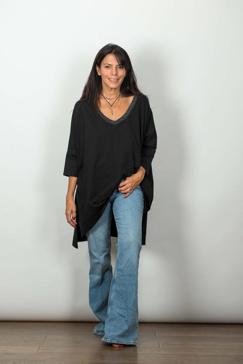 SHIN V חולצה שחורה אוברסייז