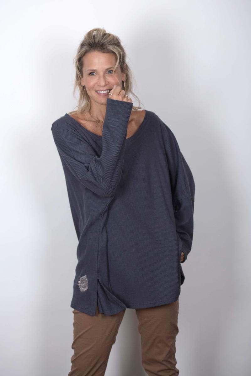 LARRY חולצה אוברסייז אפור