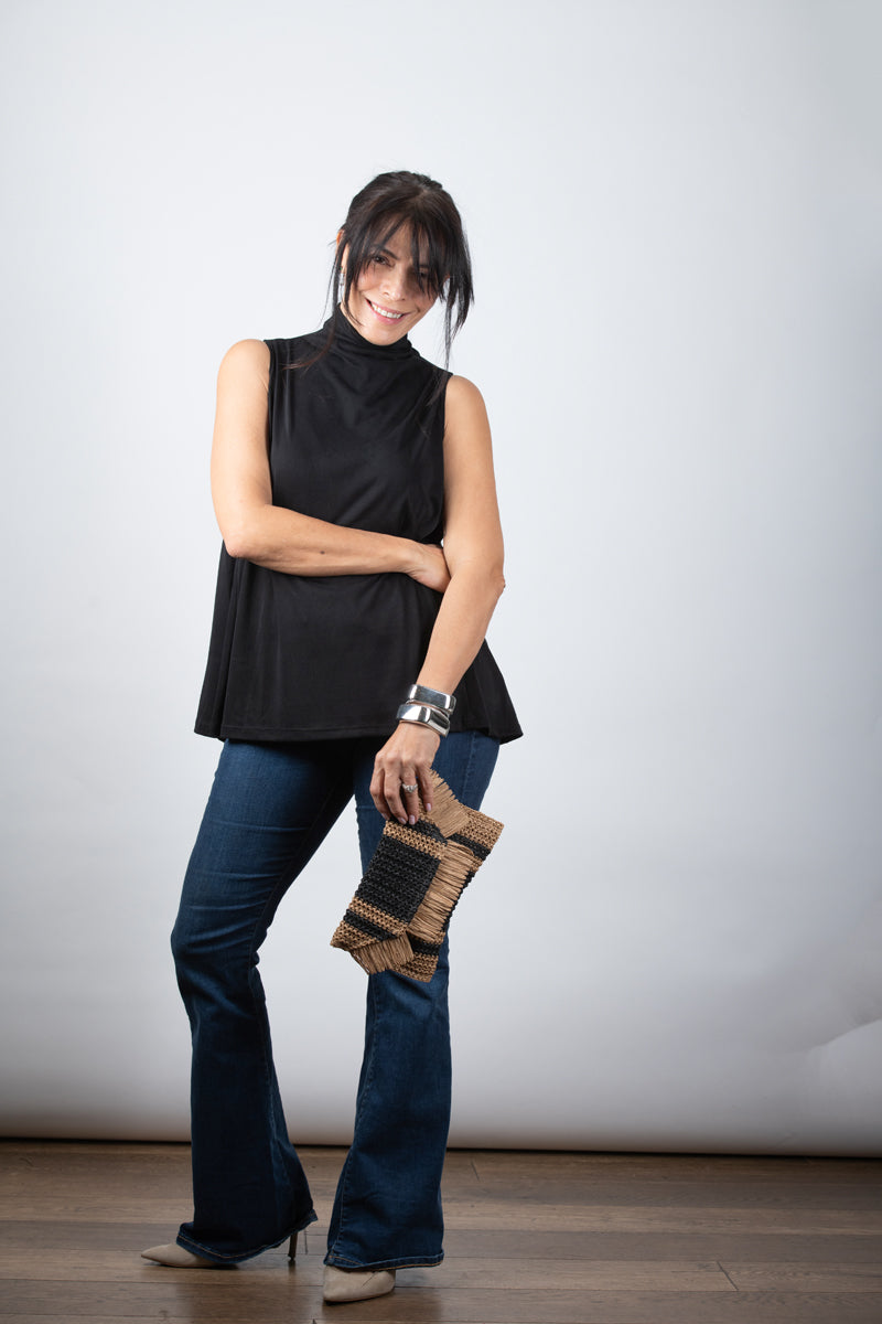 IRIS גופיית מיני גולף שחורה