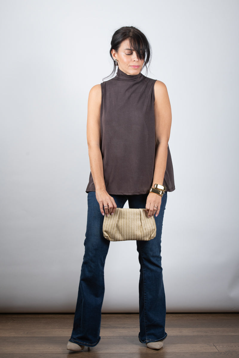 IRIS  גופיית מיני גולף חומה