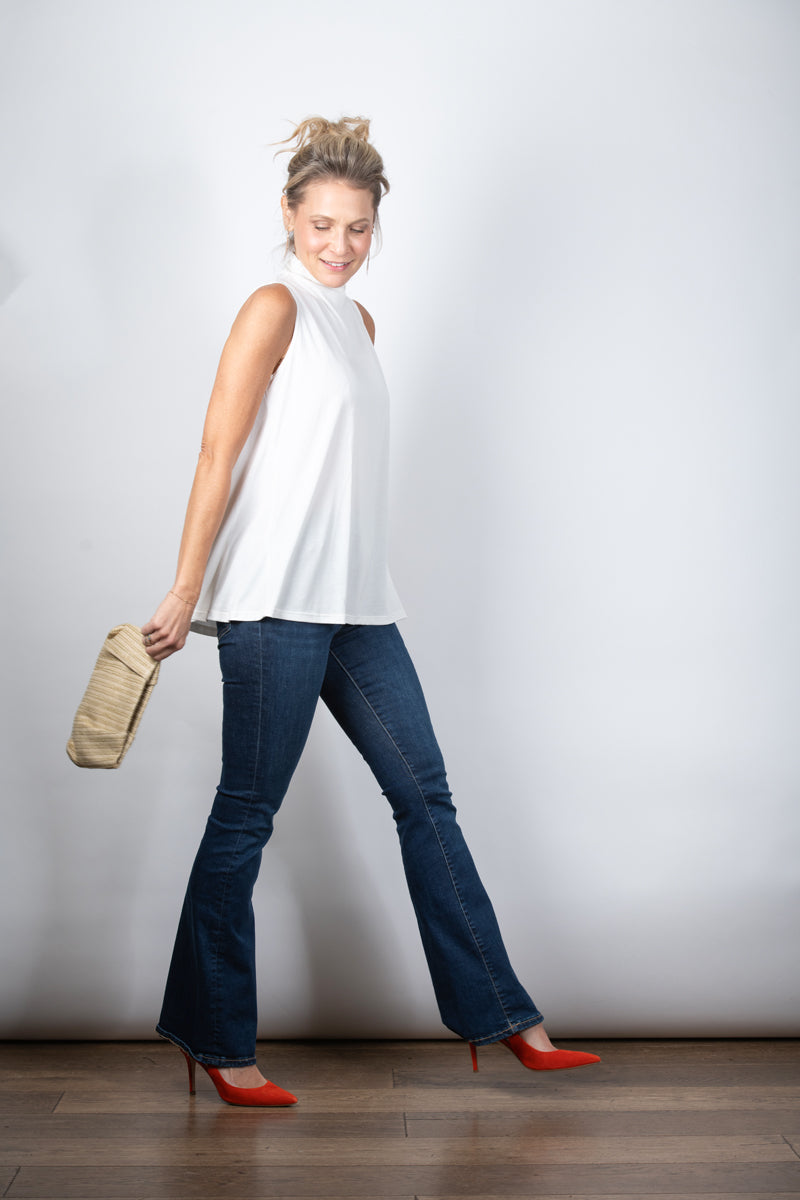 IRIS  גופיית מיני גולף לבנה