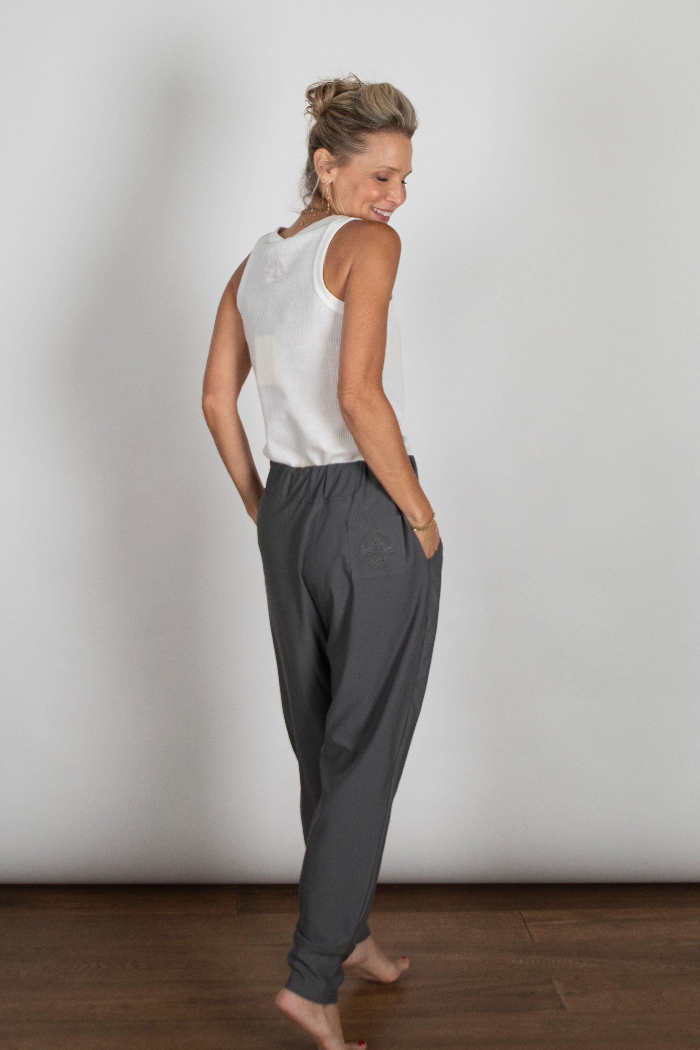 TAL PENS מכנסיים אפור