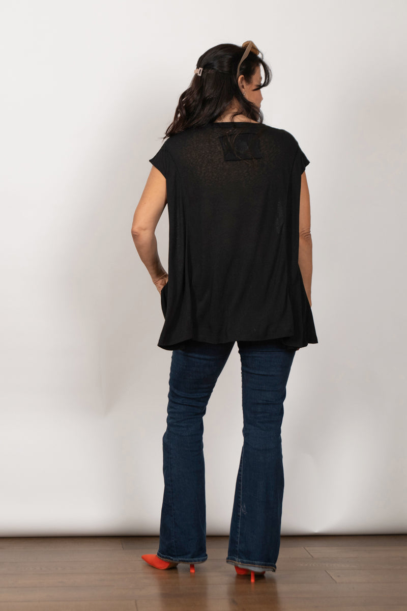 JUNO חולצה אוברסייז שחורה