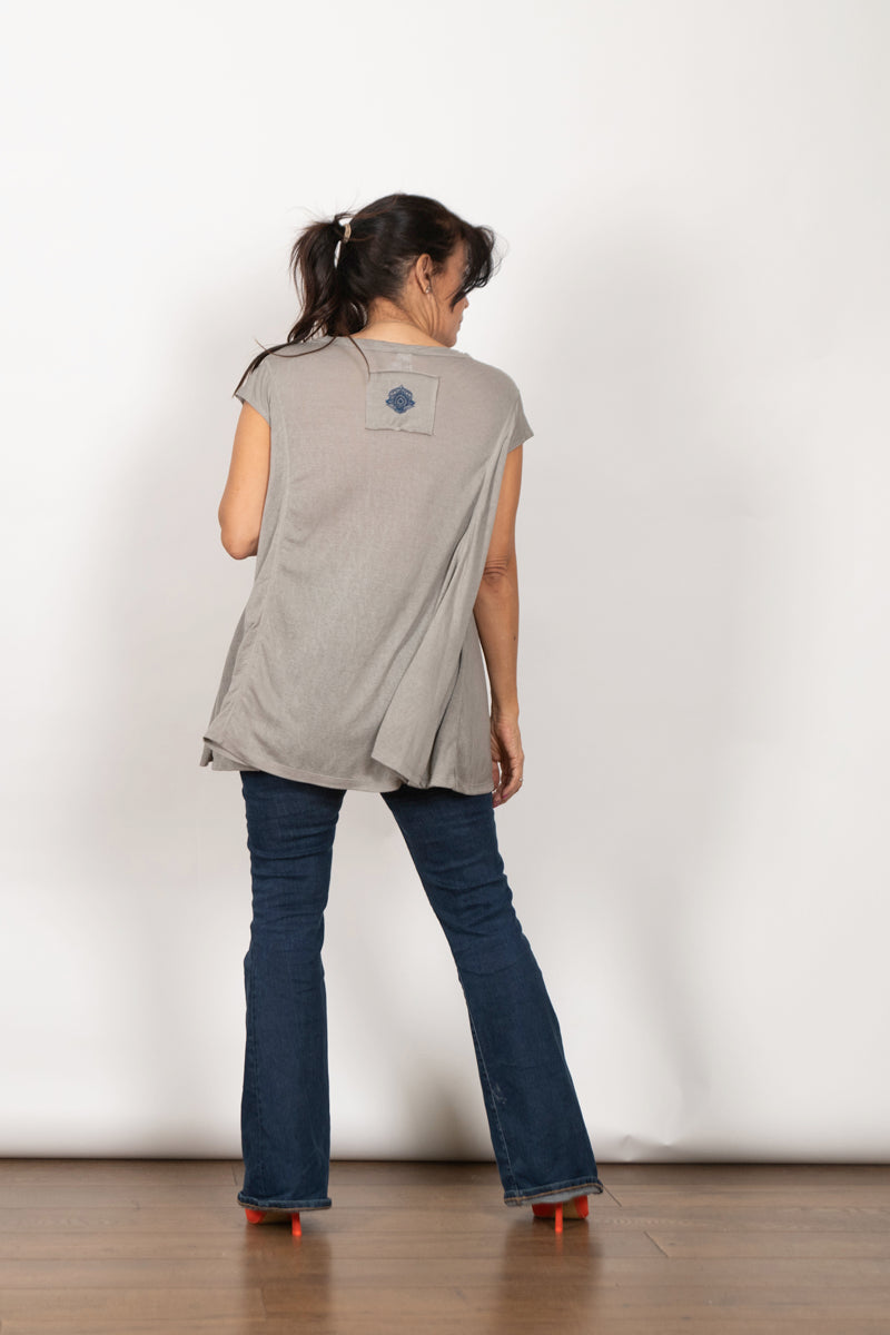 JUNO חולצה אוברסייז